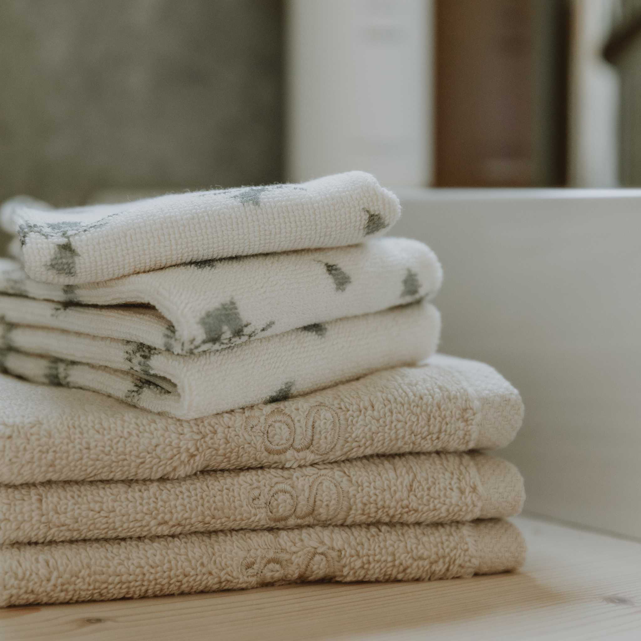 Garbo & Friends Terry Washcloths - Bluebell- 3 Pack Stacked With Towels