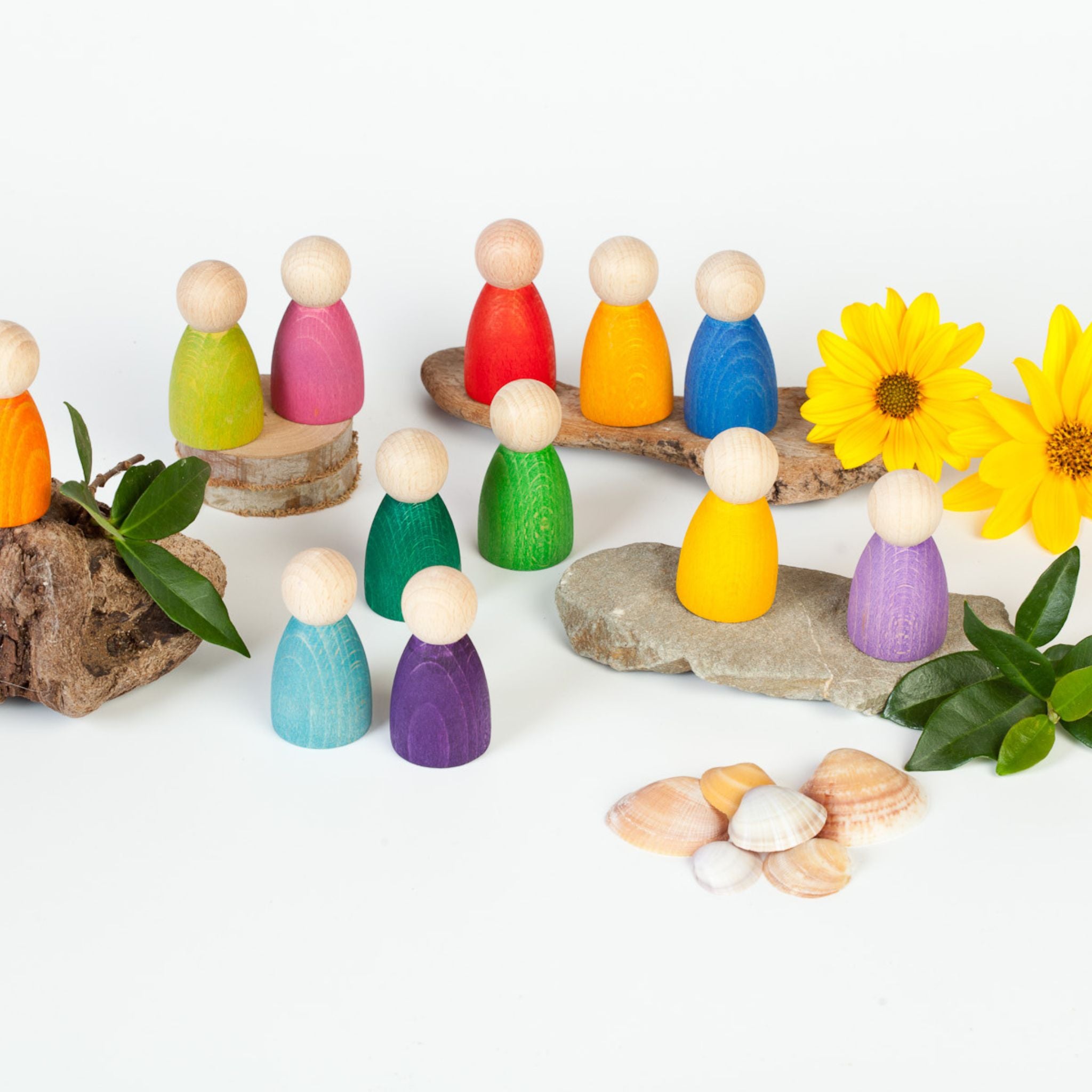 Grapat 12 Nins, Peg Dolls With Pieces From Nature