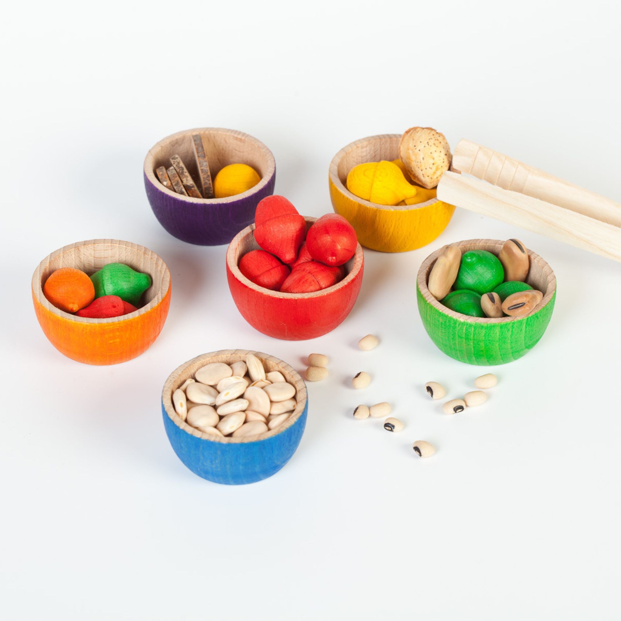 Grapat Wooden Bowls and Acorns Set With Pieces From Nature
