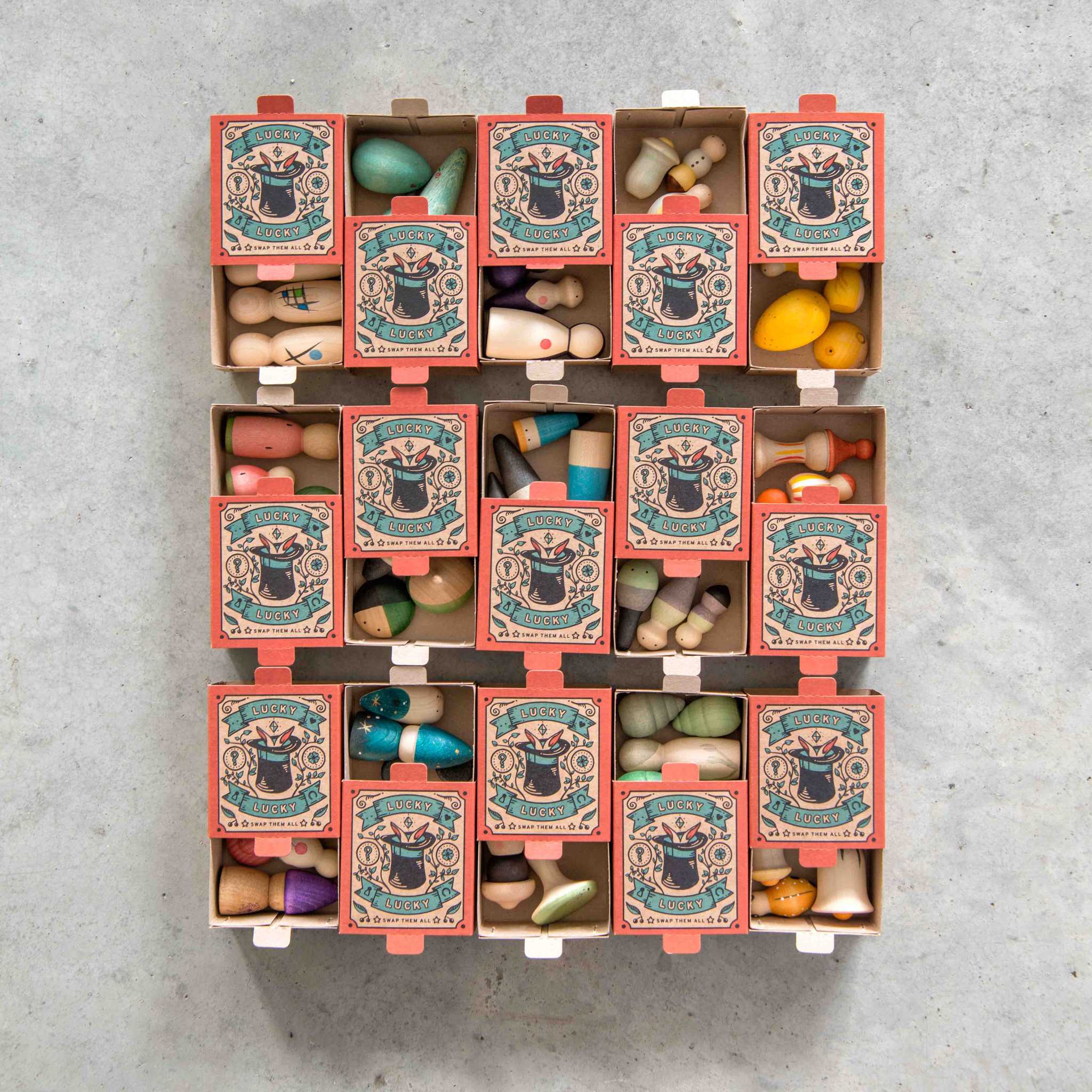 Grapat Lucky Lucky Boxes Open On Concrete Box