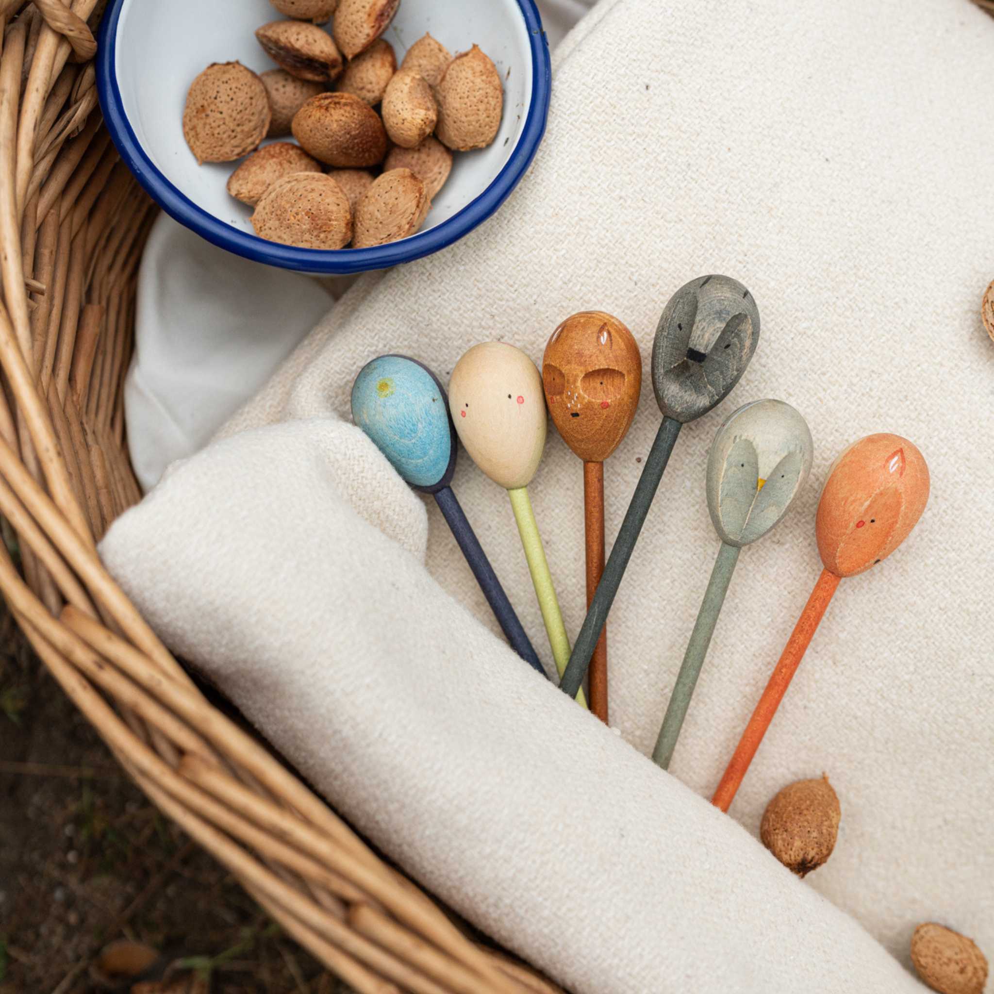 Grapat Twin Soul Puppets - In Basket