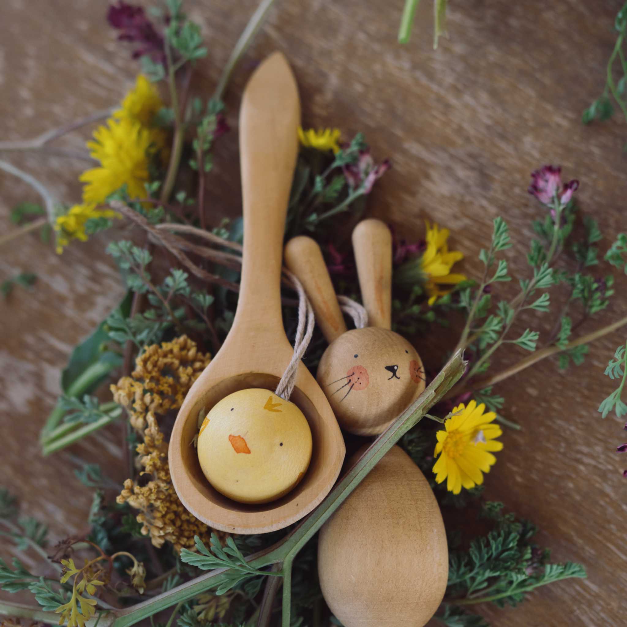 Grapat Hop & Peep - With Flowers