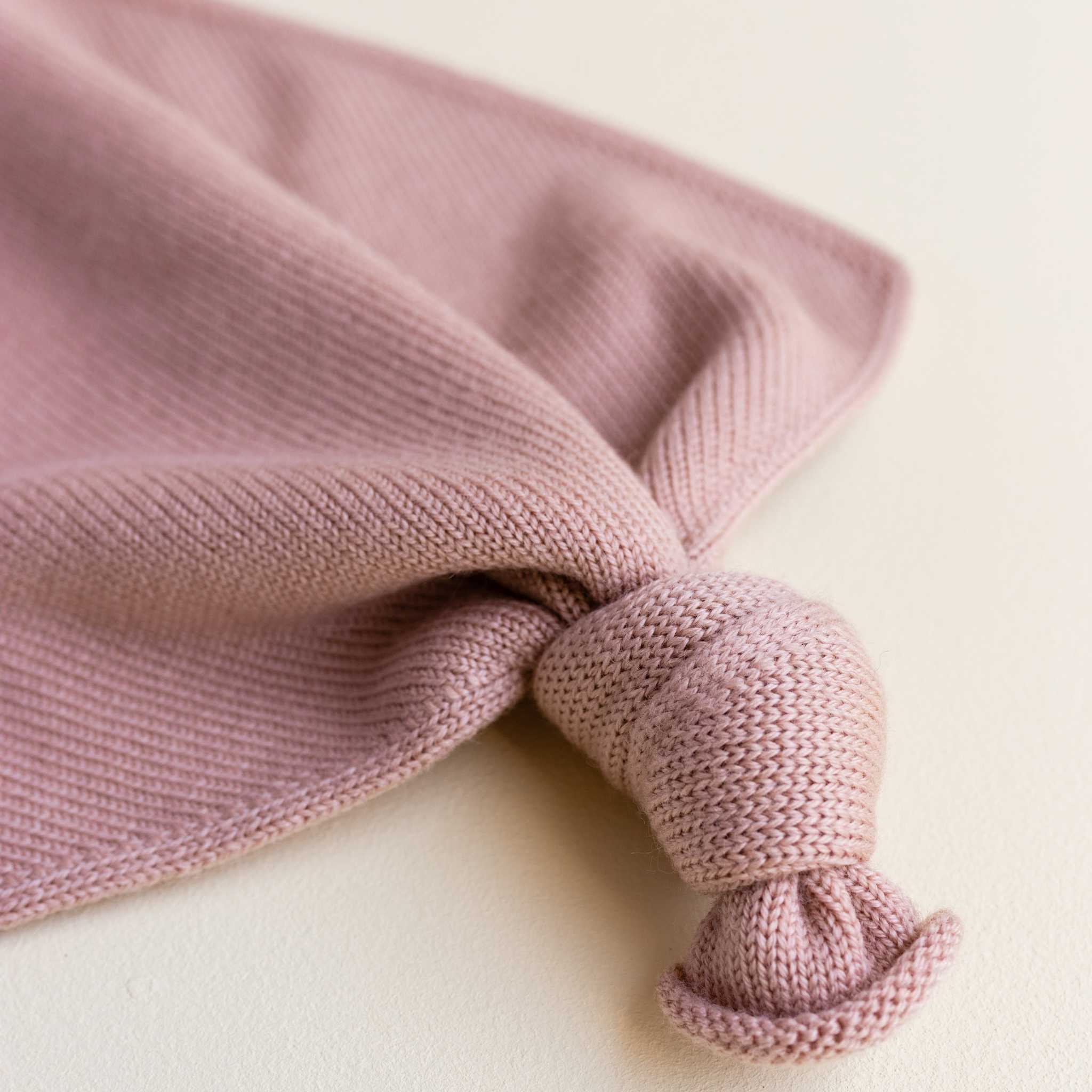 Hvid Tokki Teddy Comforter Blush Knot Detail