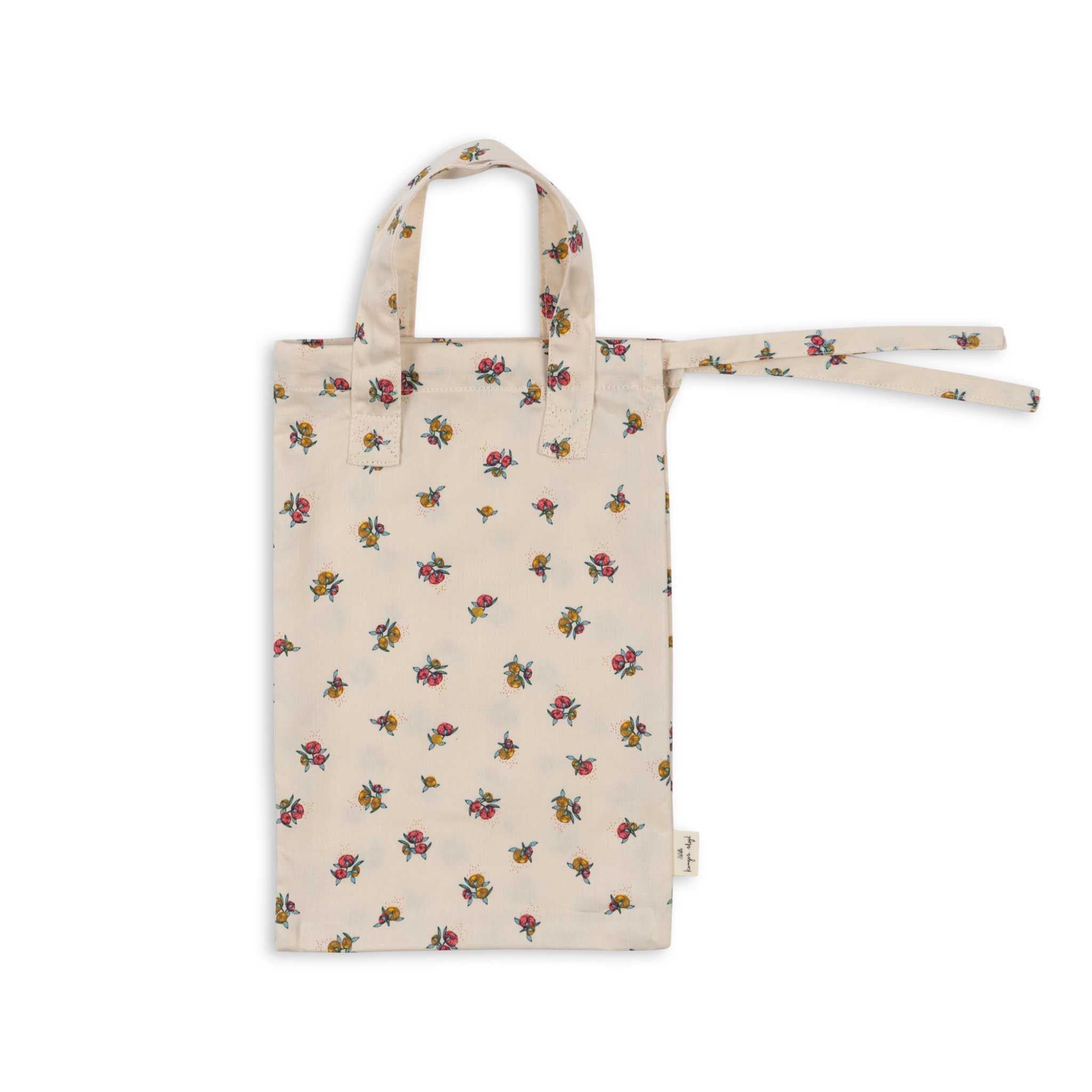 Konges Slojd Dolls Bedding In Peonia Bag