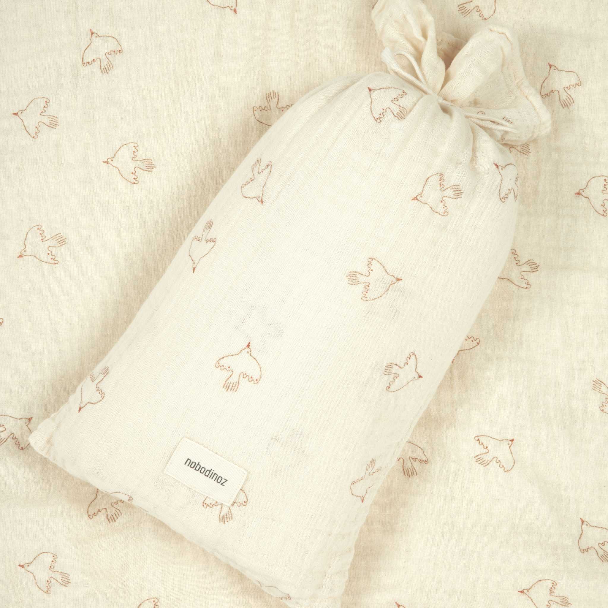Nobodinoz Wabi Sabi Toddler Bedding Set - Brown Hoshi Birds - Bag