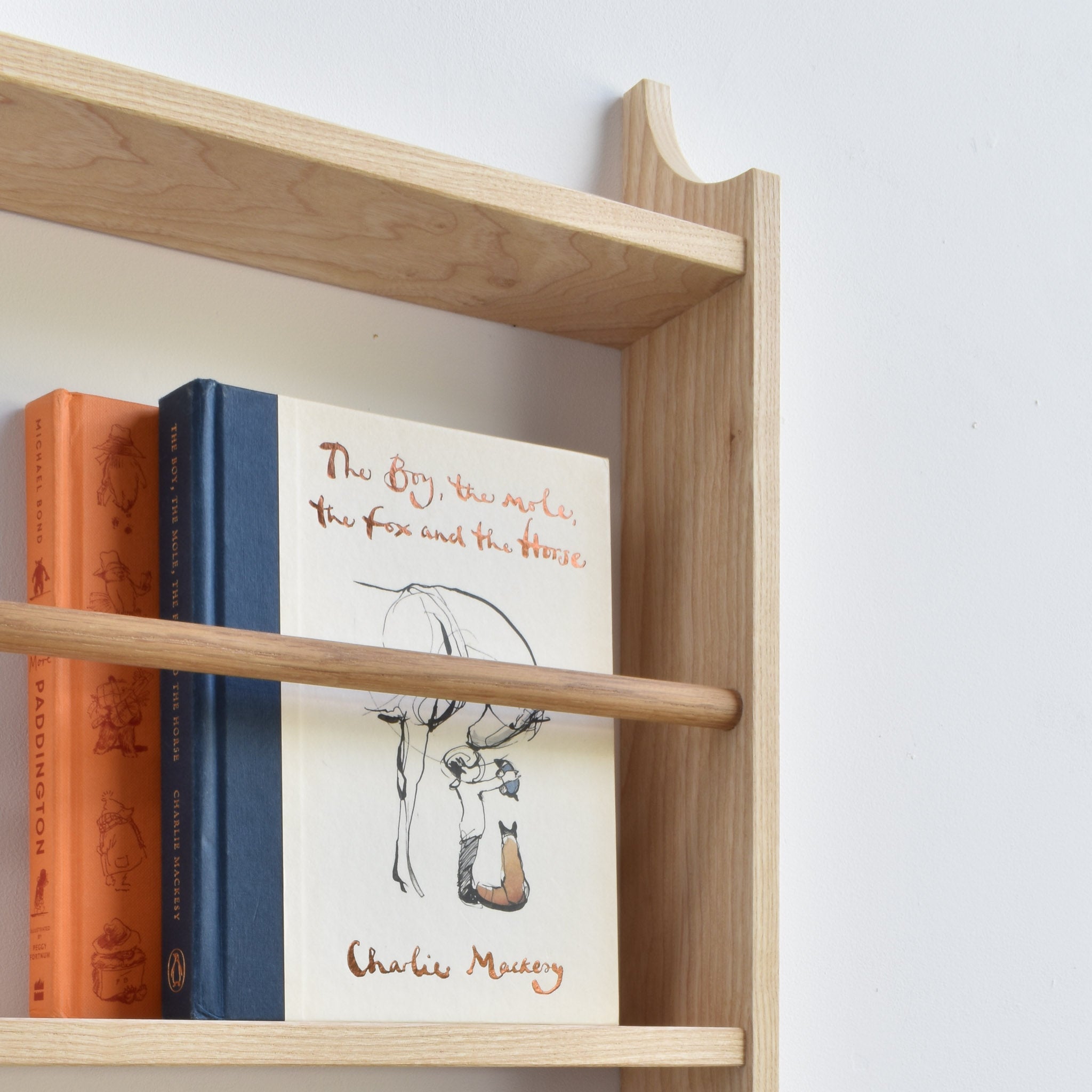 Nibble Book Rack