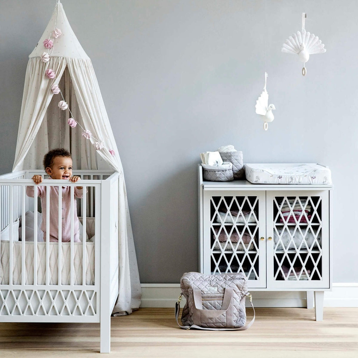 Harlequin Changing Table - White