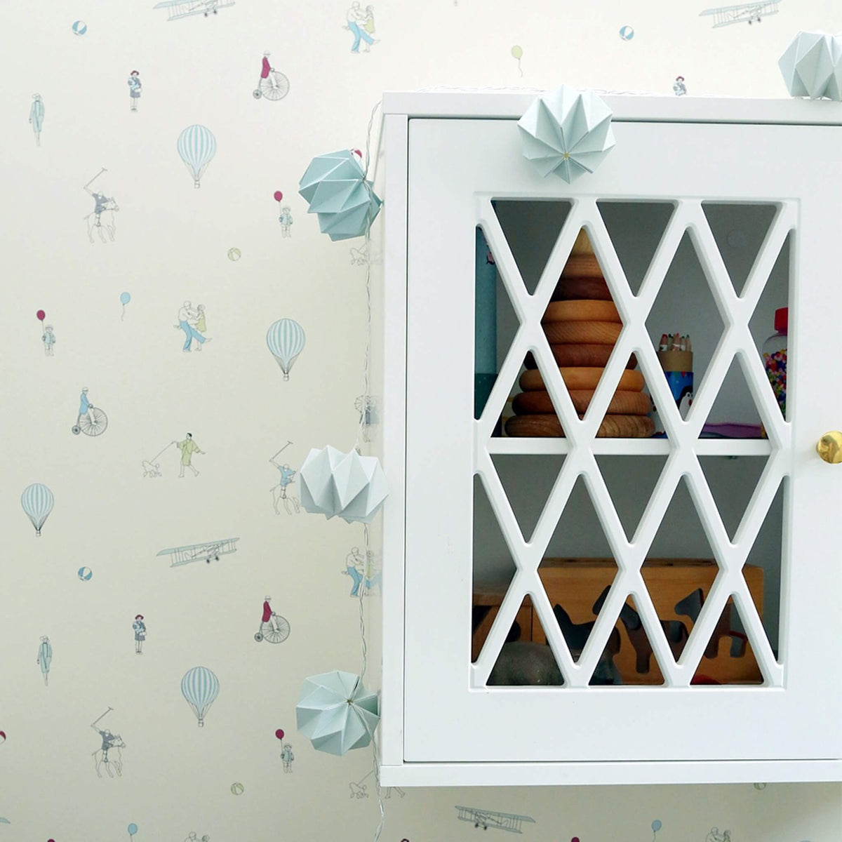 Harlequin Cabinet - Light Sand