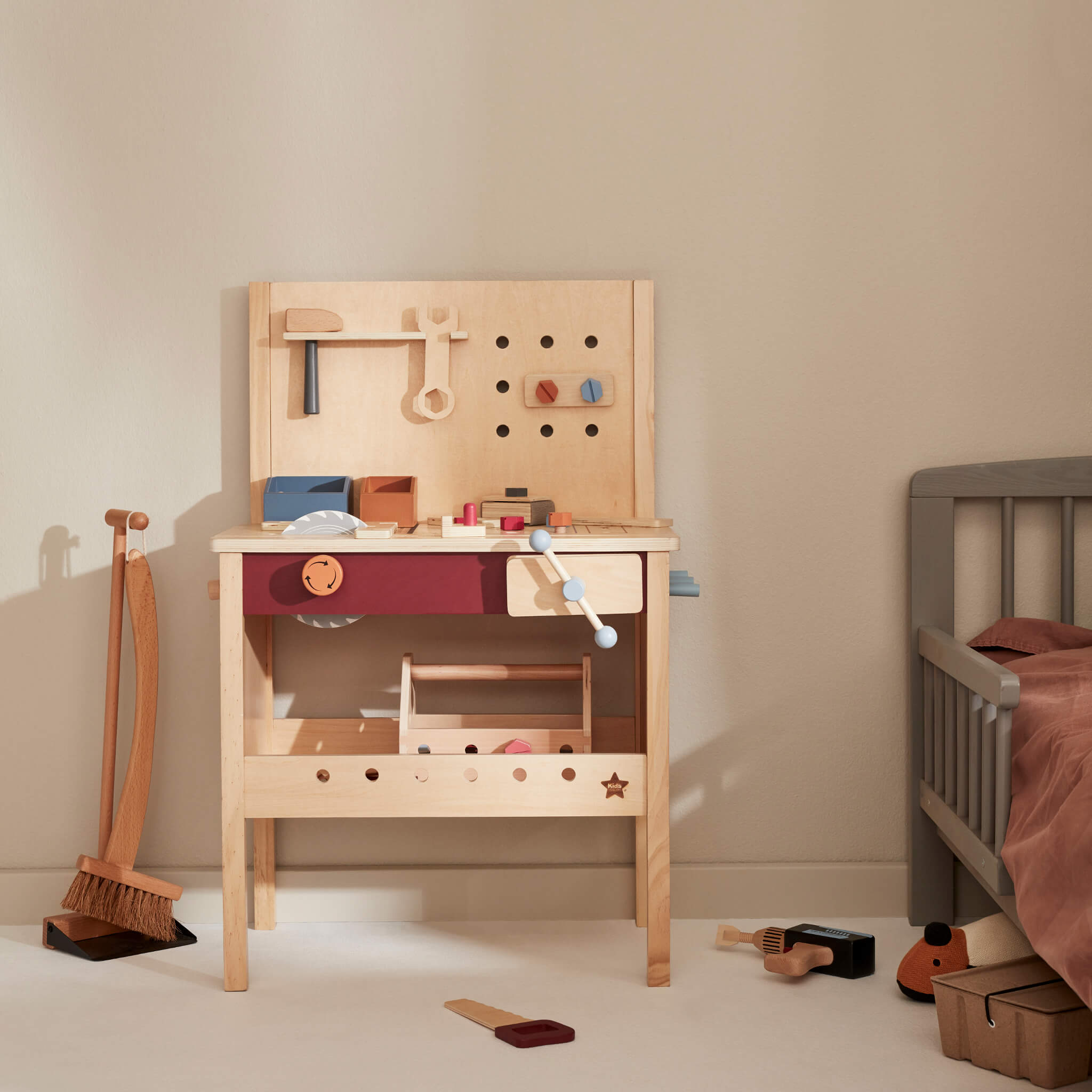 Kid Concept Wooden Tool Bench