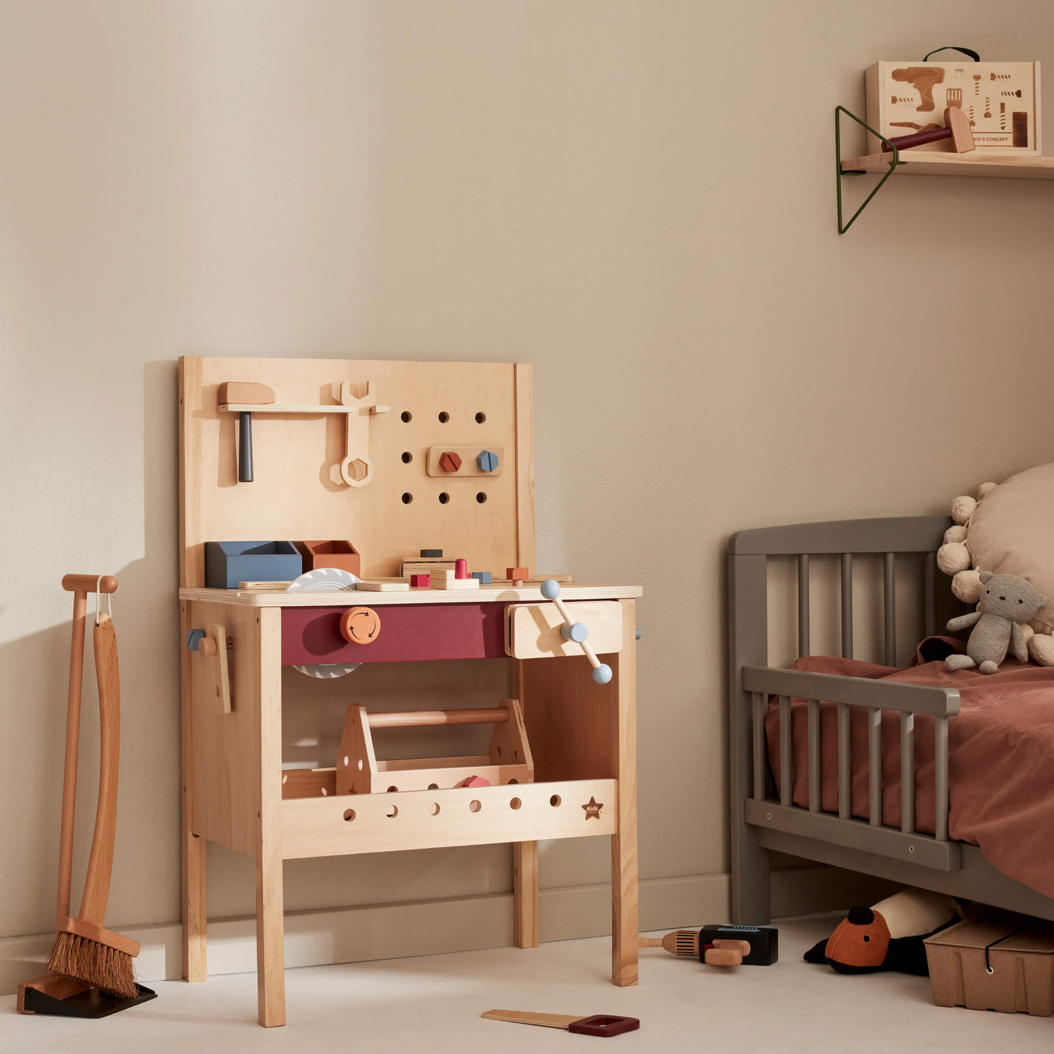 Kid Concept Wooden Tool Bench