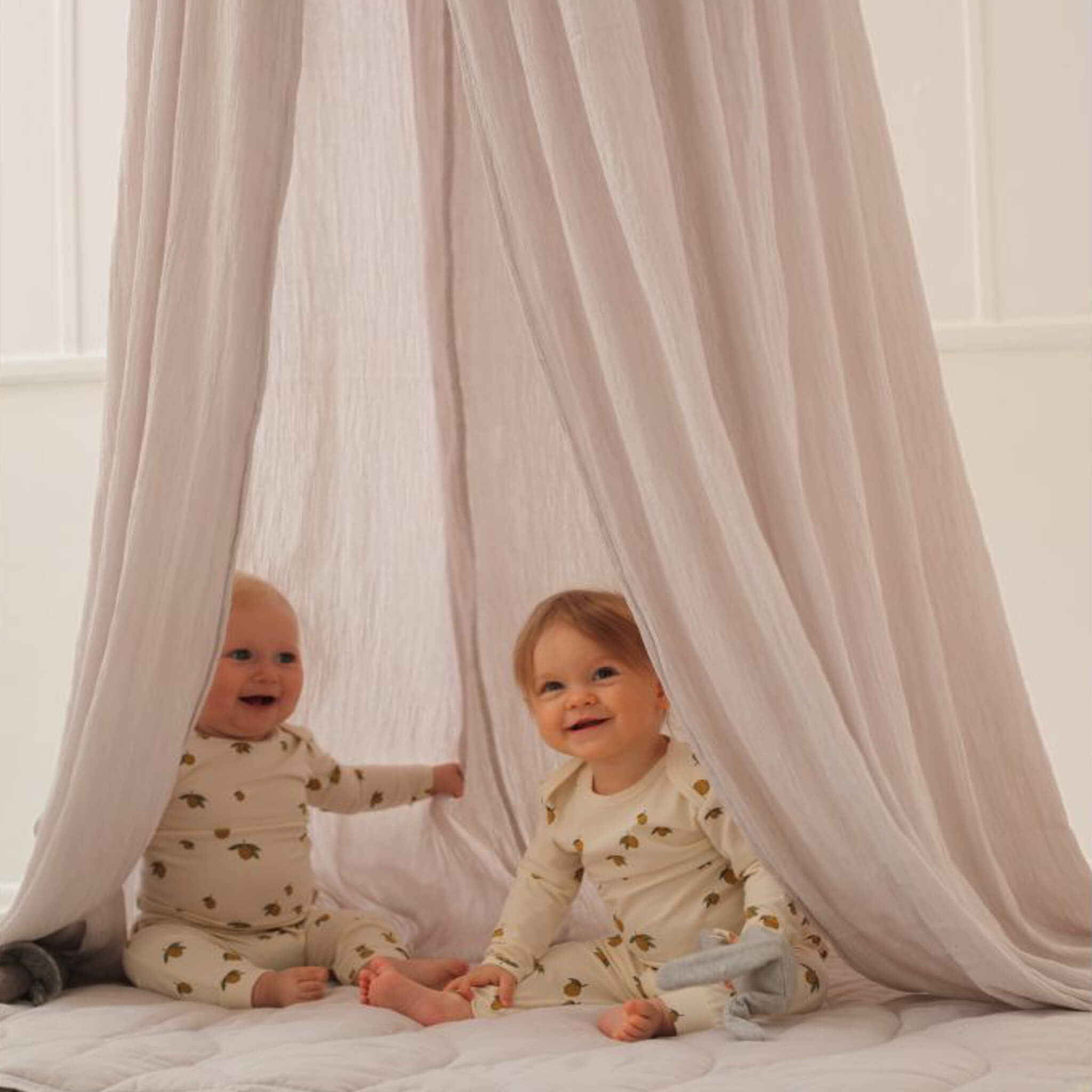 Bed Canopy - Nimbus Cloud