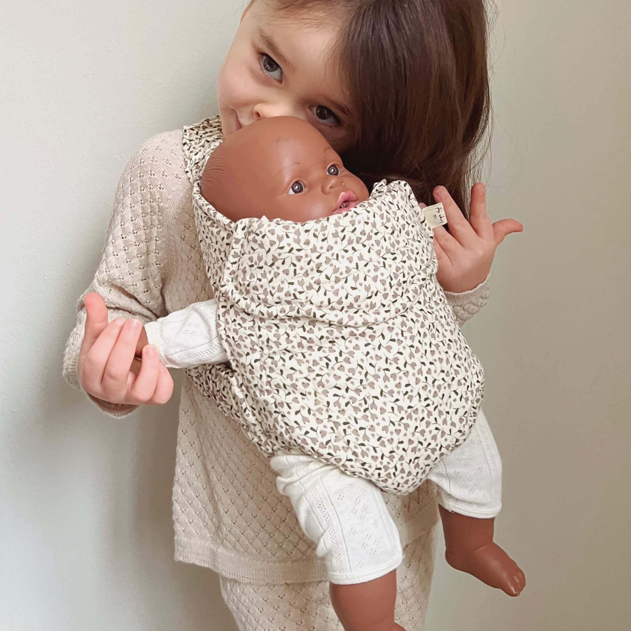 Konges Slojd Dolls Carrier in Milk Tank Print