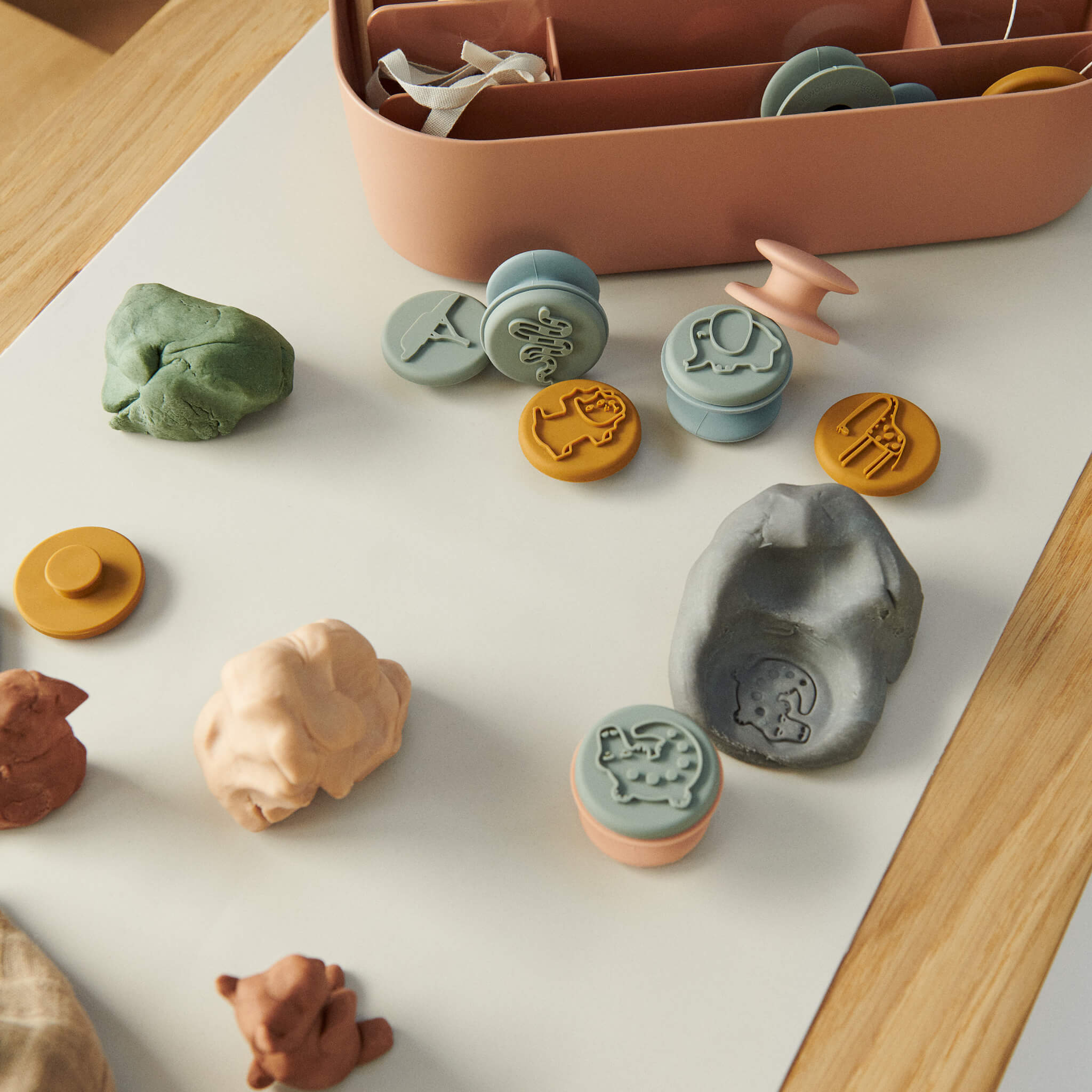 Earl Stamps - Tuscany Rose