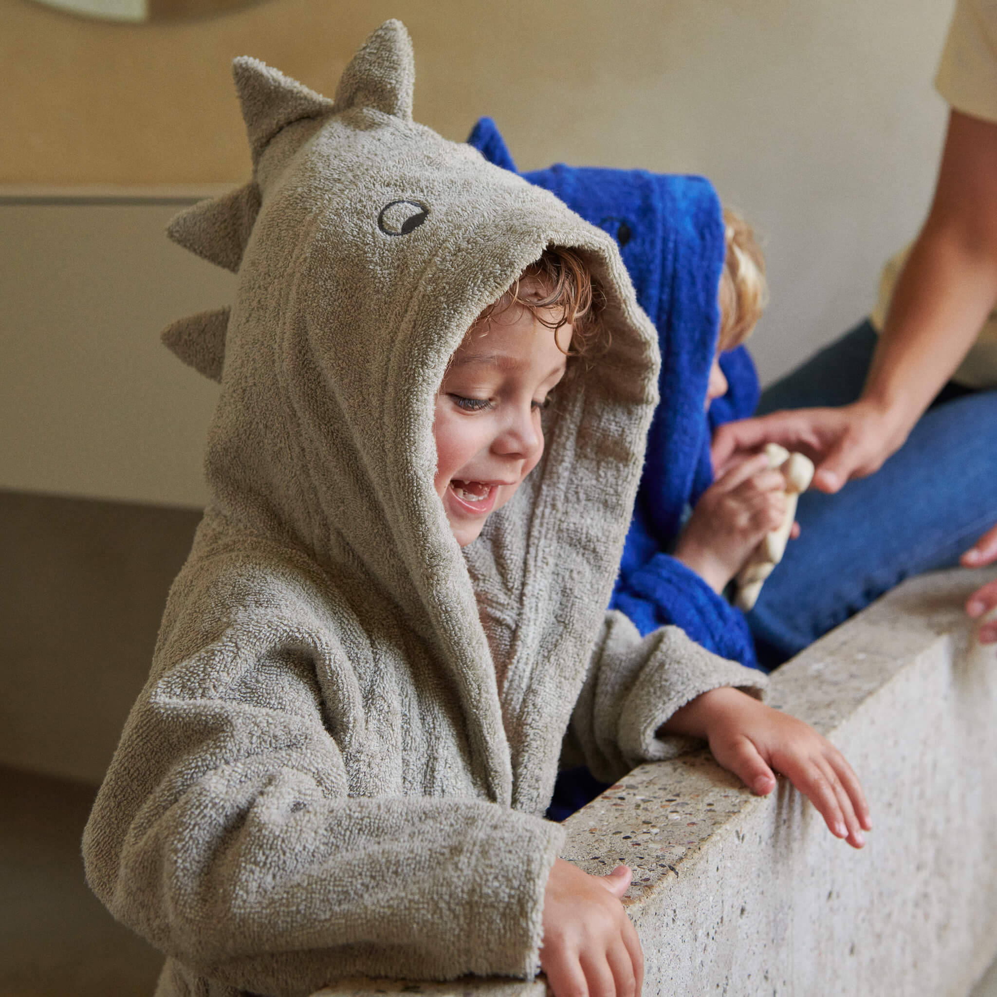 Lily Bathrobe - Dino Surf Blue