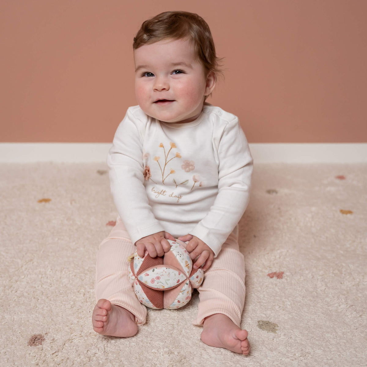 Little Dutch Sensory Ball in Flowers Design