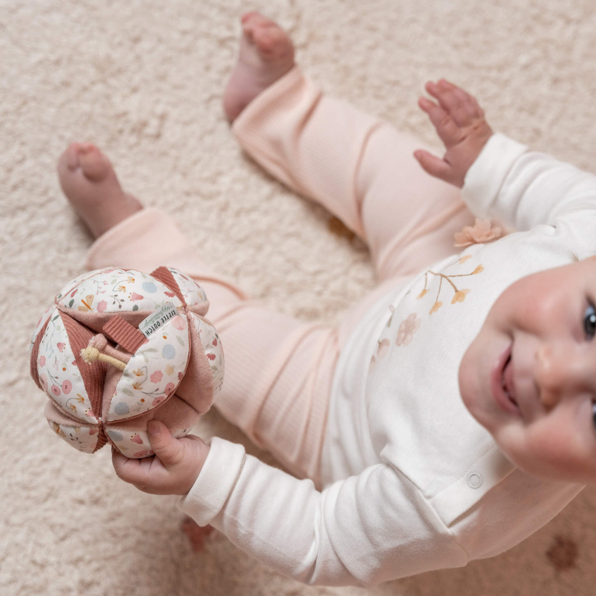 Little Dutch Sensory Ball in Flowers Design