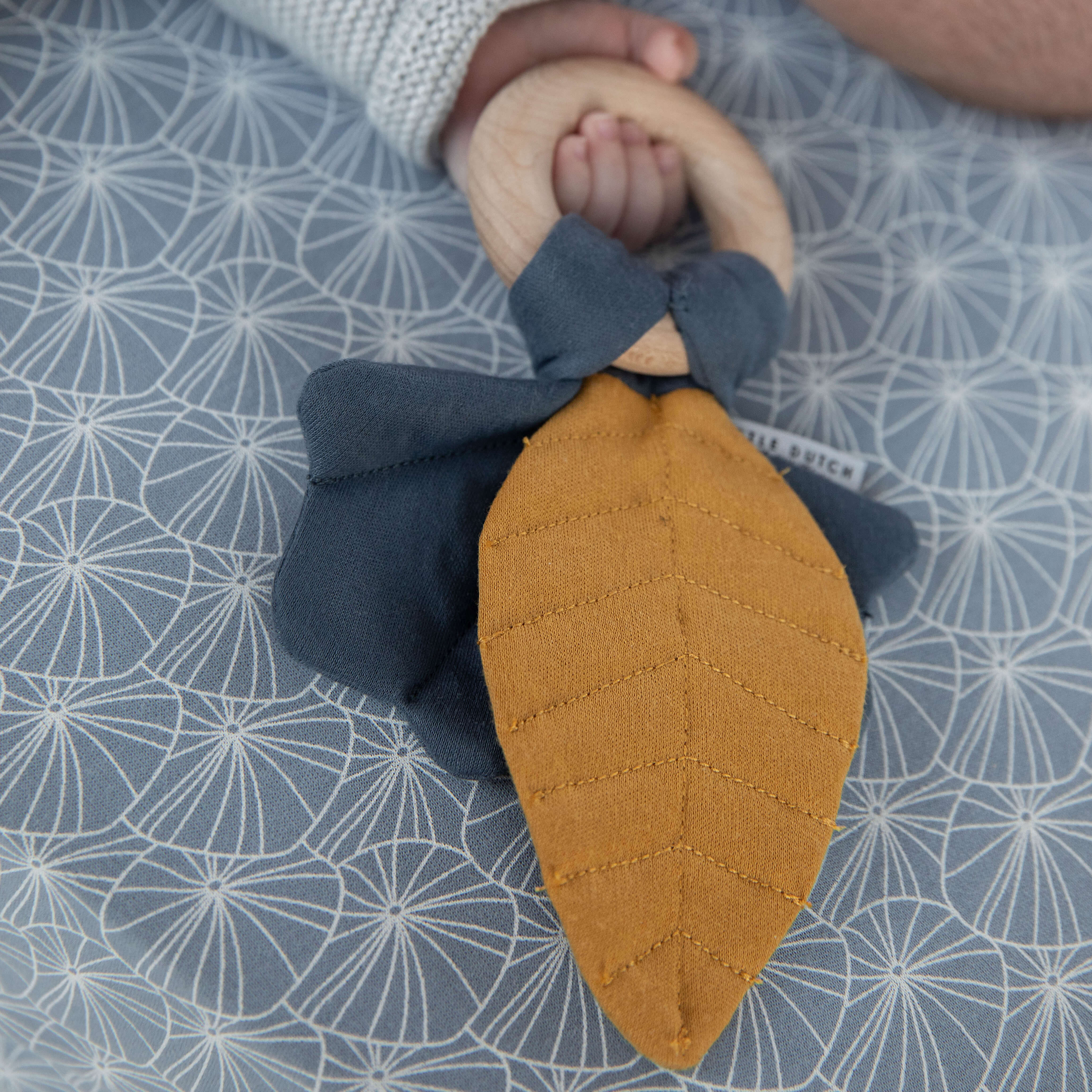 Little Dutch Crinkle Leaves Toy in Pure & Nature Blue