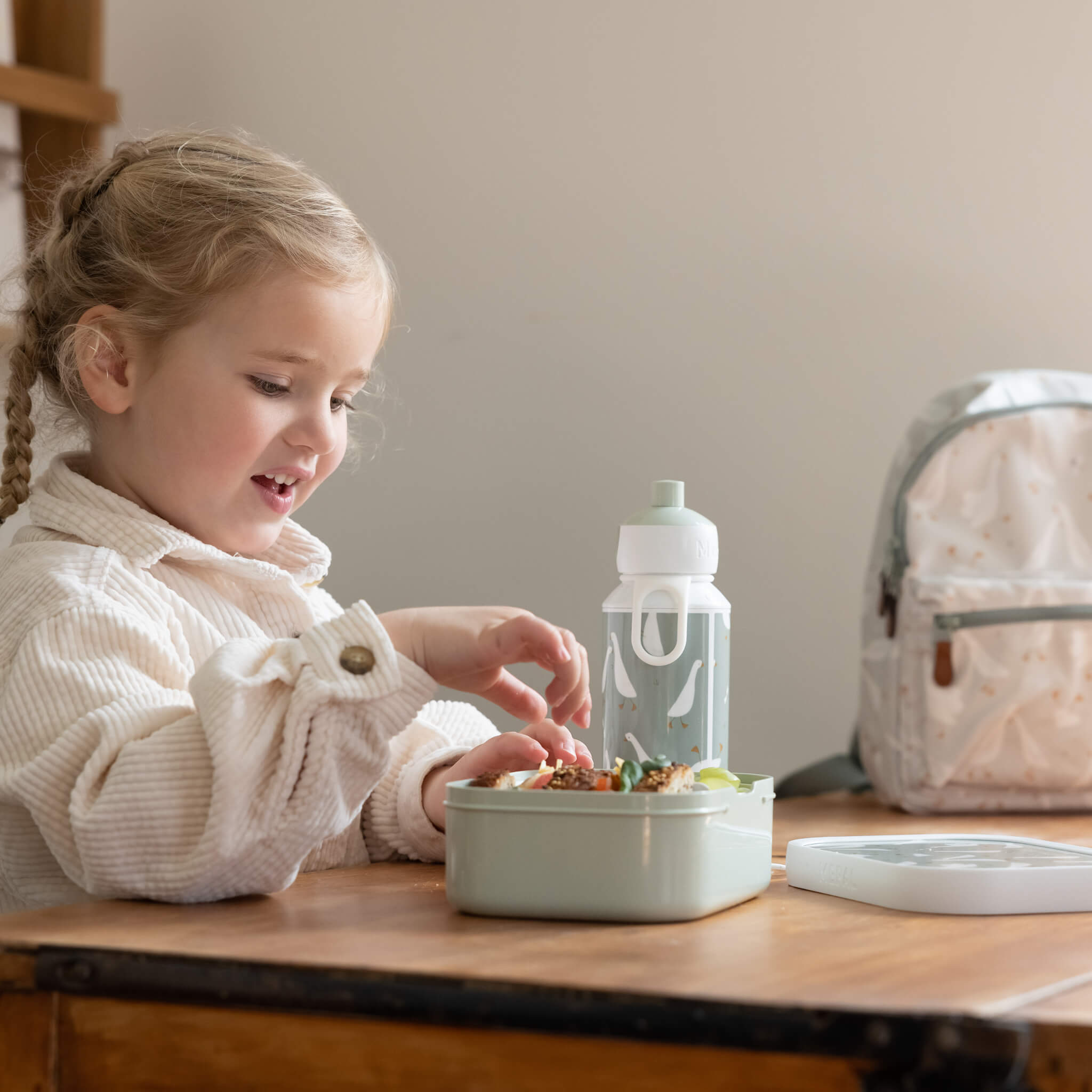 Girl with Little Dutch Lunchbox in Little Goose Design