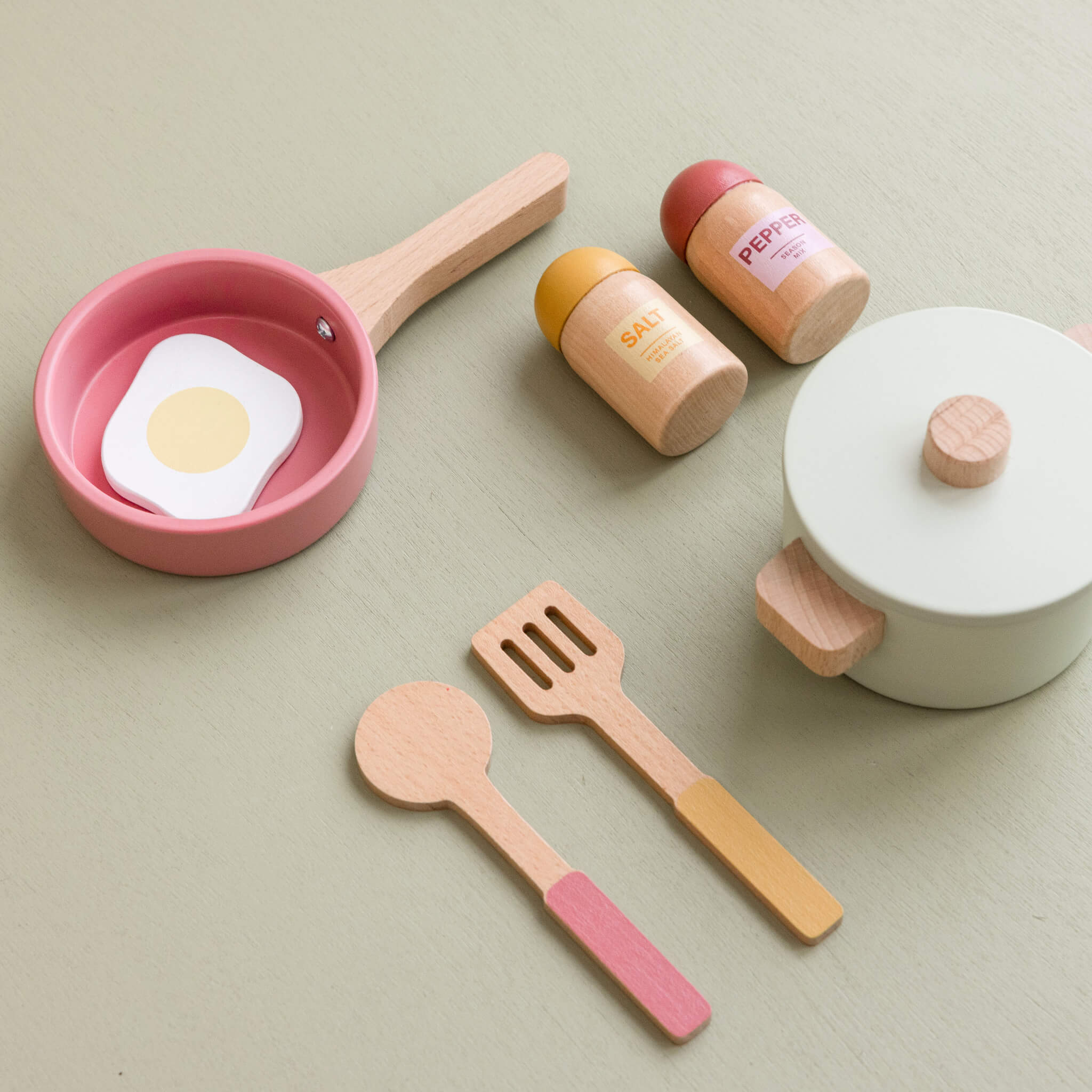 Little Dutch Mini Childrens Play Kitchen