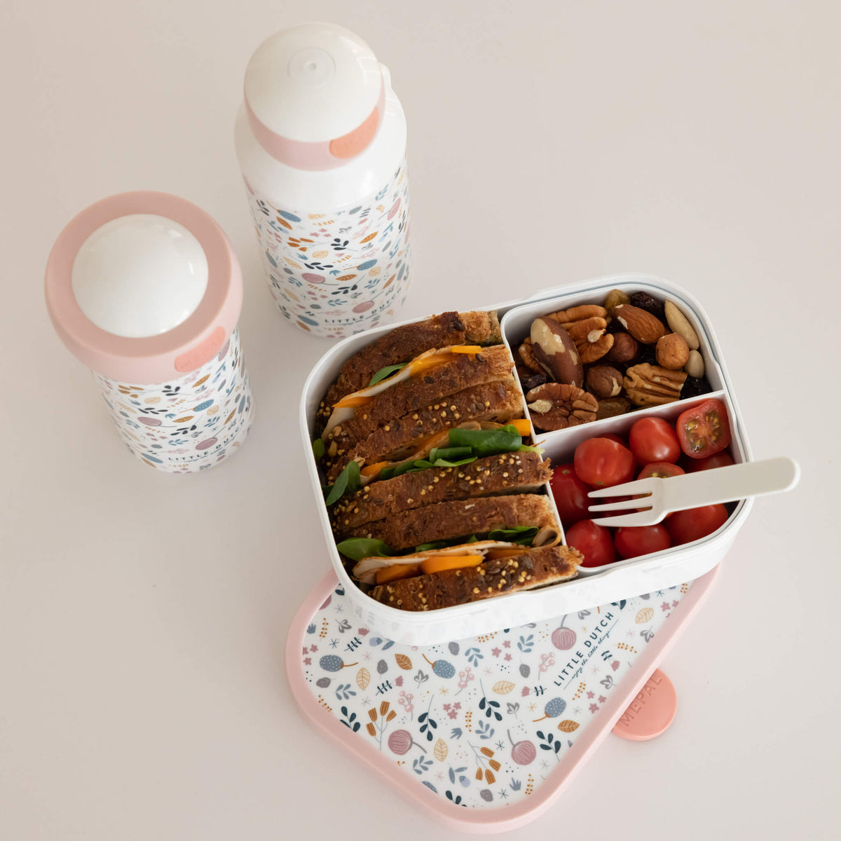 Little Dutch Lunchbox with Fork in Spring Flowers Design