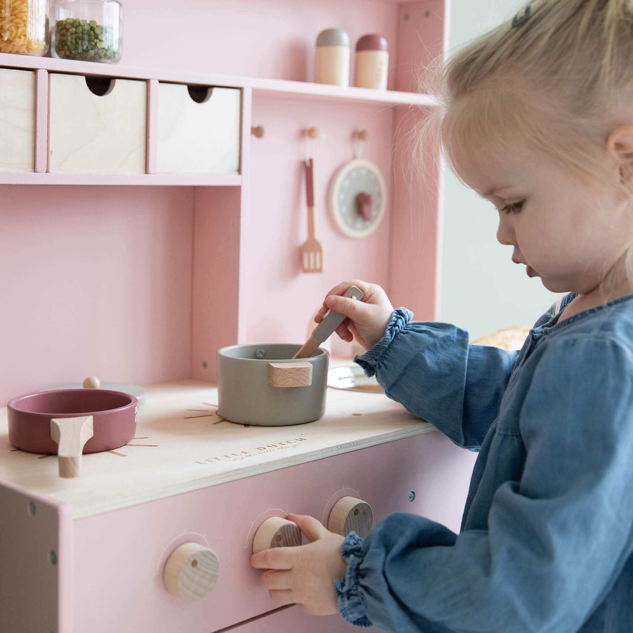 Play Kitchen - Pink