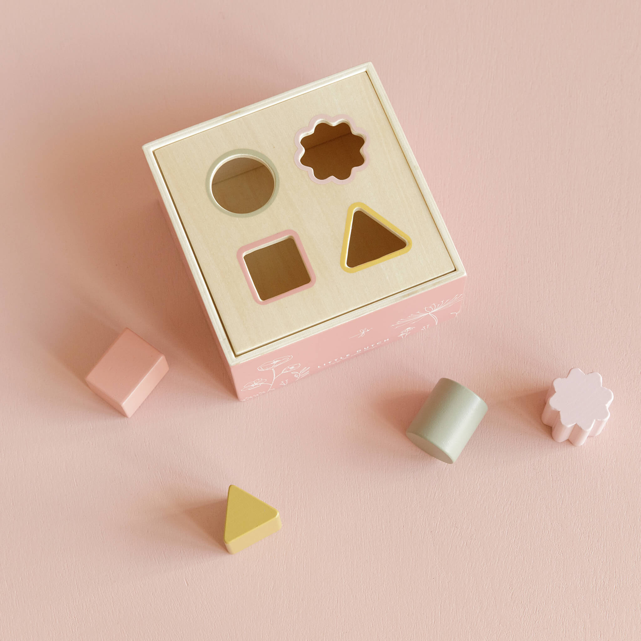 Little Dutch Shape Sorter in Flowers