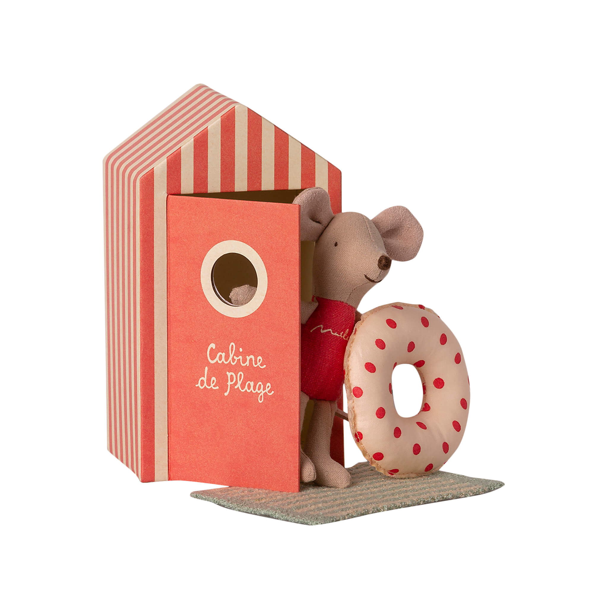 Little Sister in Cabin De Plage