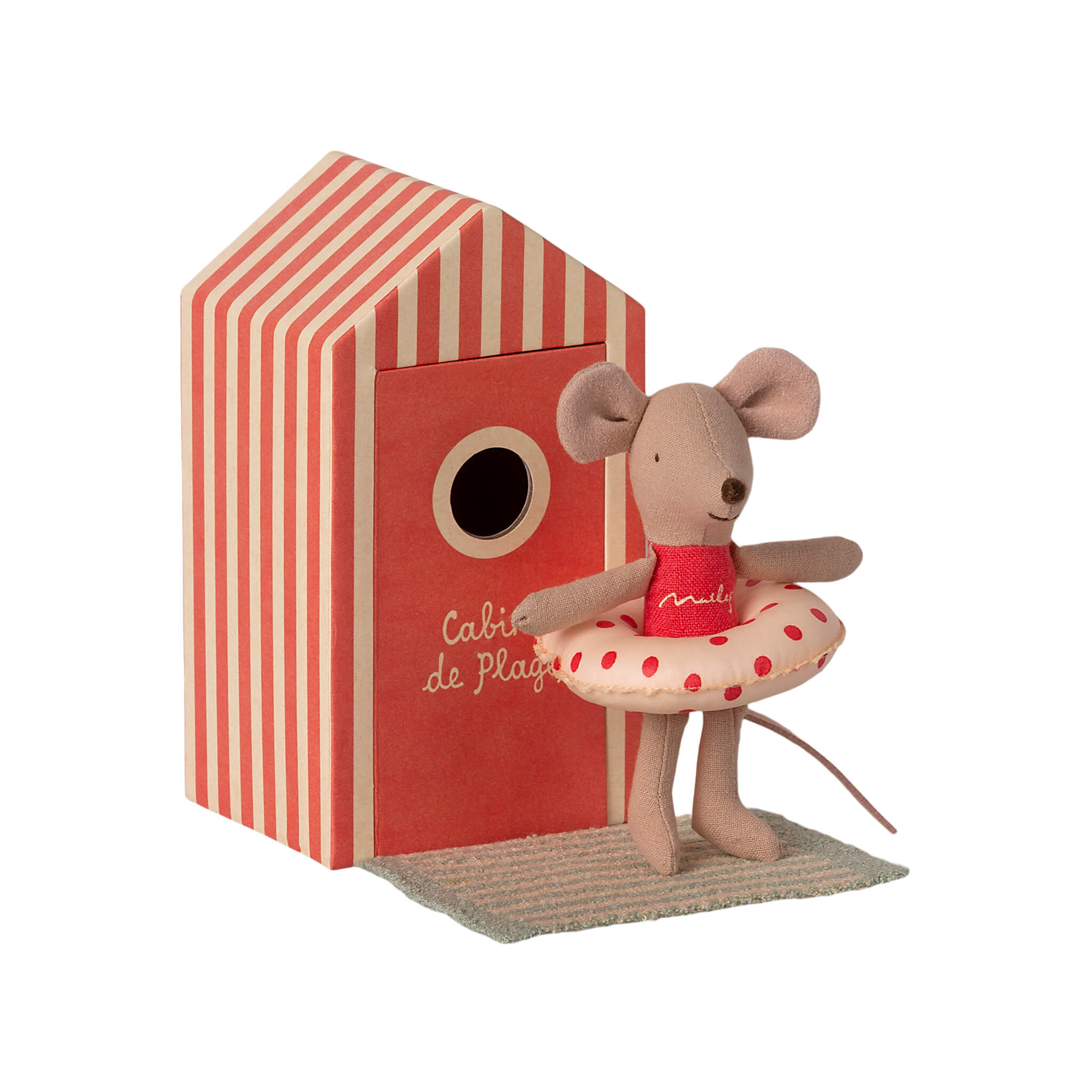 Little Sister in Cabin De Plage