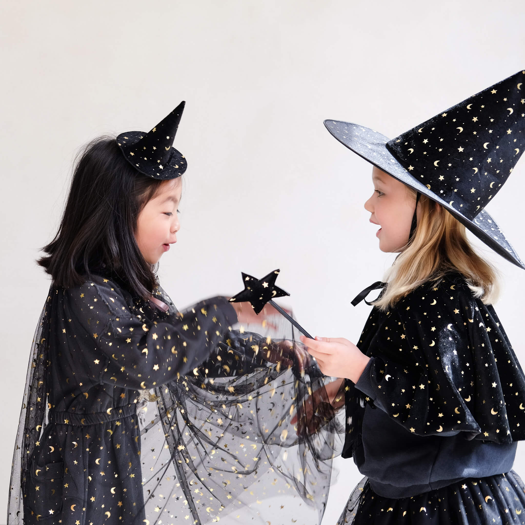 Mimi & Lula Black Magic Witches Wand,