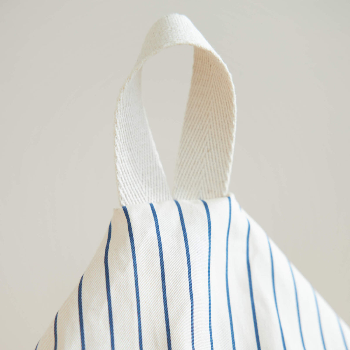 Nobodinoz Essaouira Bean Bag in Blue Stripes Details