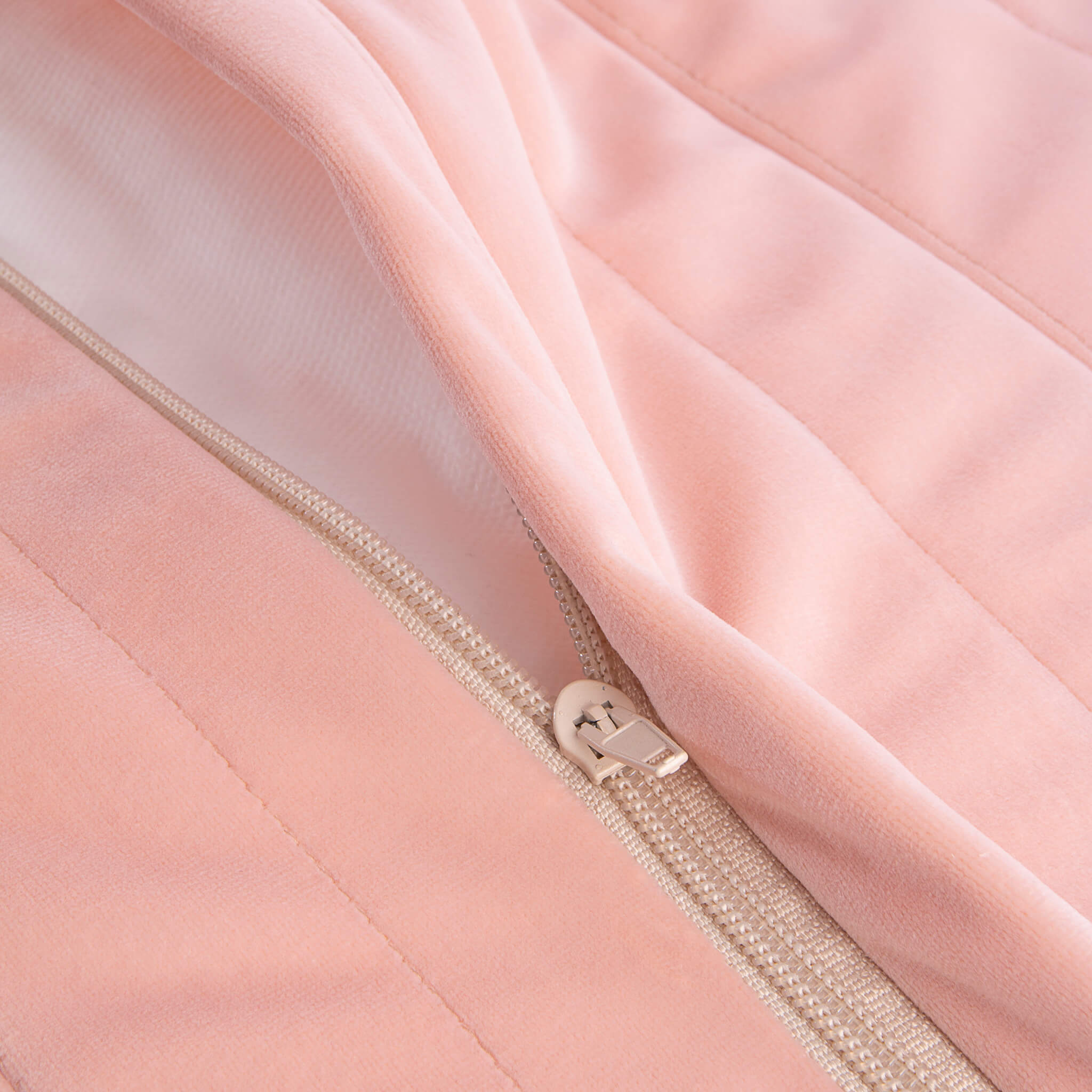 Nobodinoz Essaouira Velvet Bean Bag in Bloom Pink