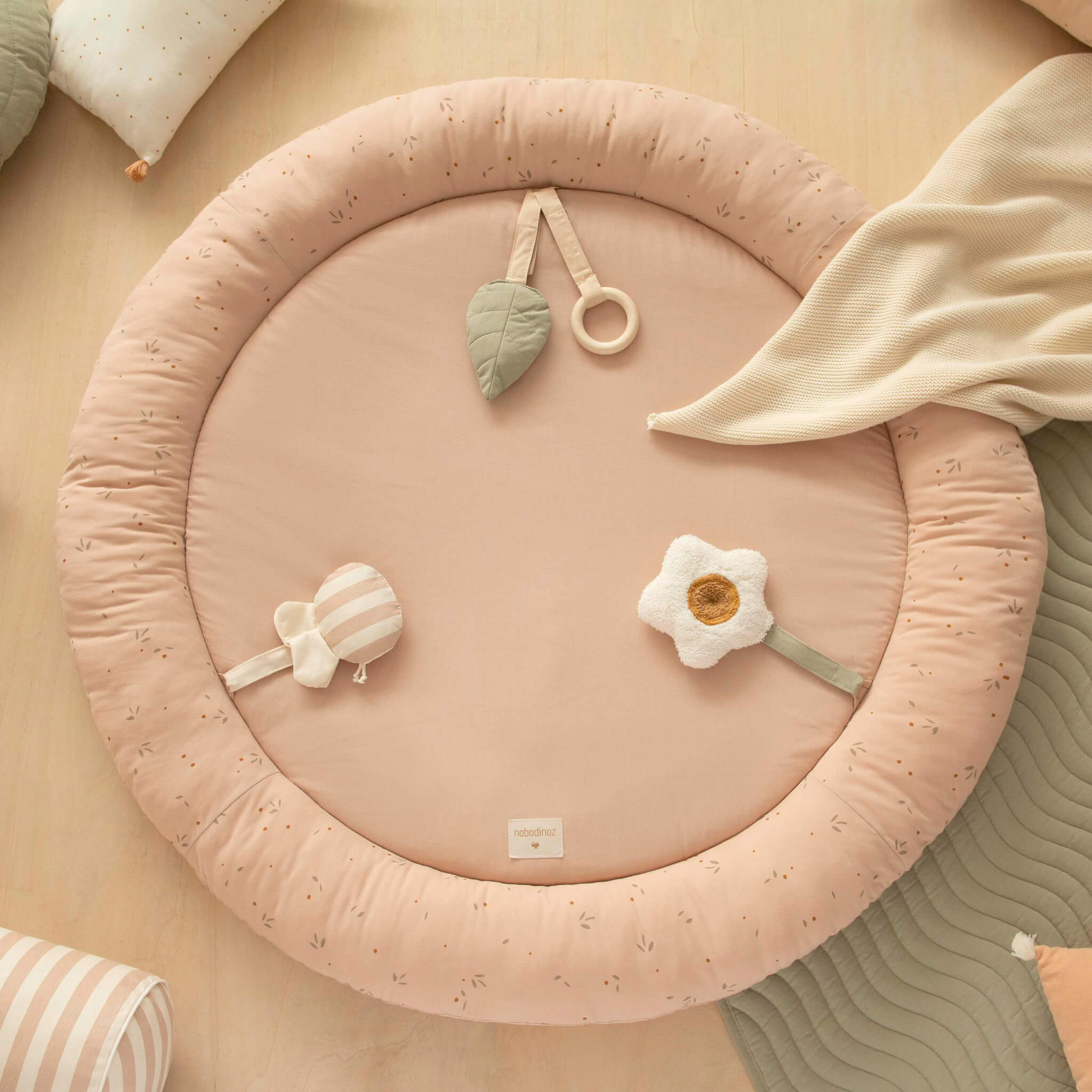 Nobodinoz Growing Green Baby Activity Nest in Garden