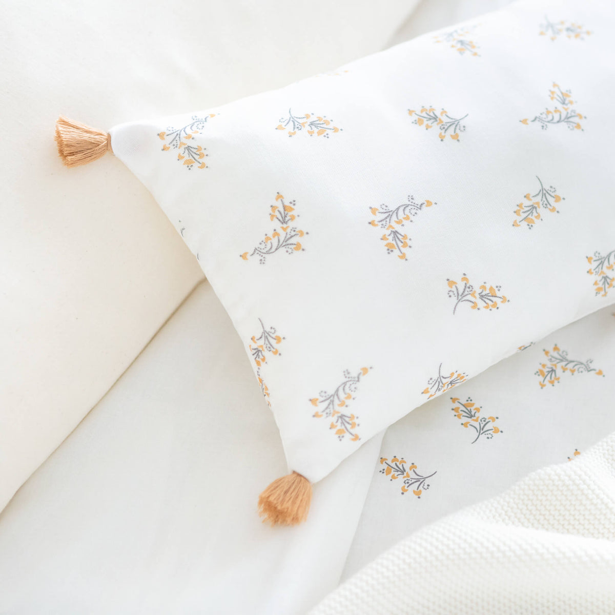 Nobodinoz Sublim Cushion in Flore Details