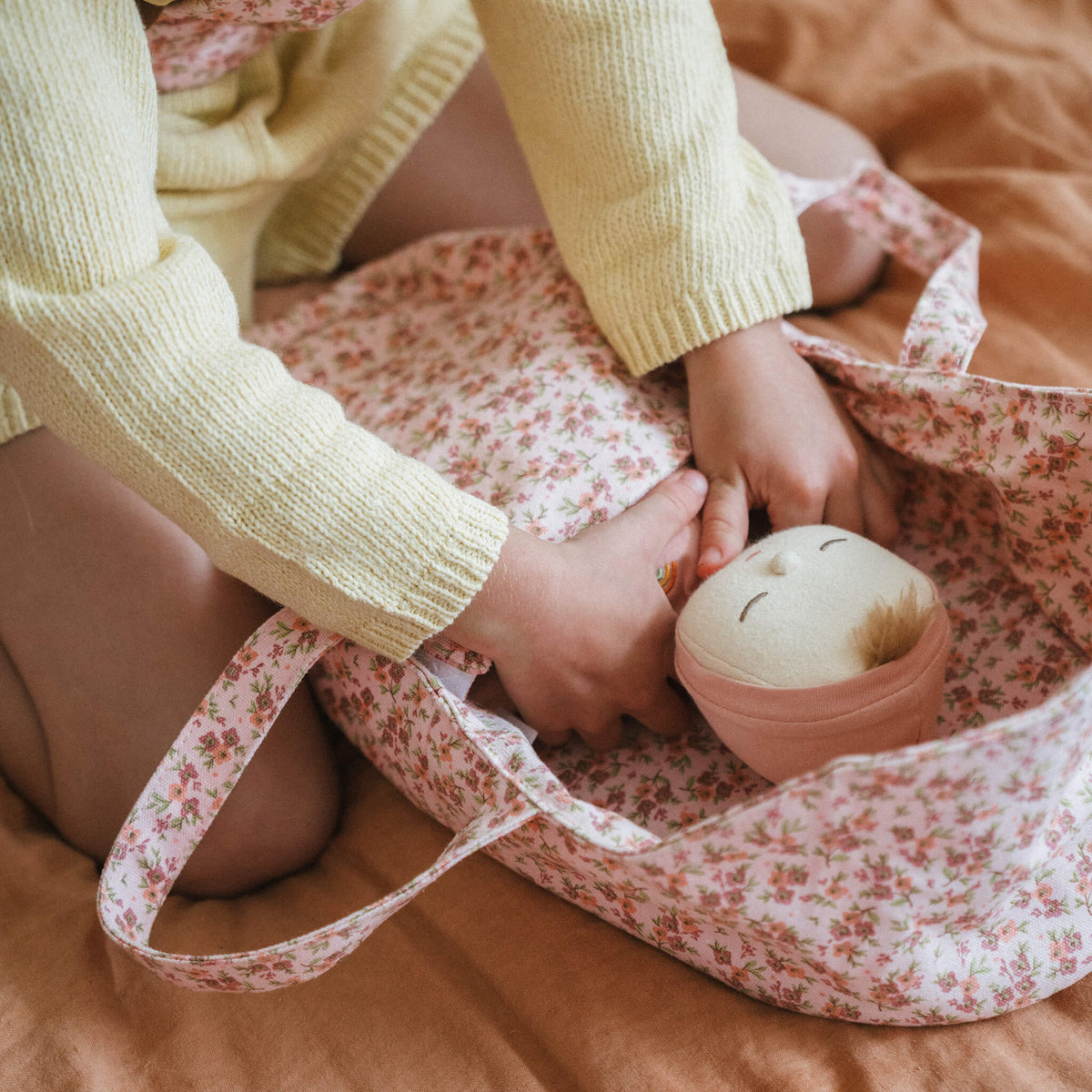 Olli Ella Meadow Carry Cot for Dolls