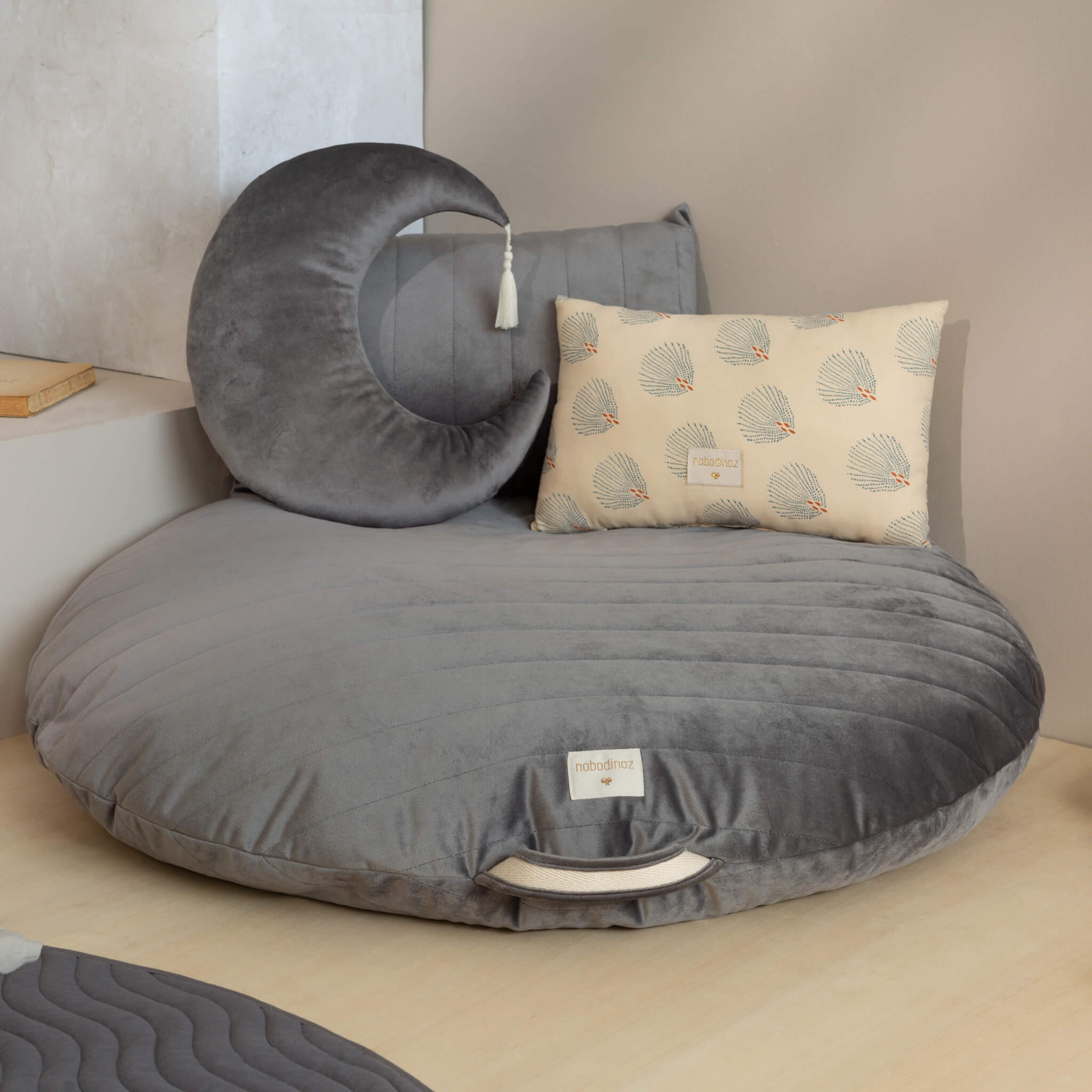 Nobodinoz Sahara Velvet Bean Bag in Slate Grey with Cushions
