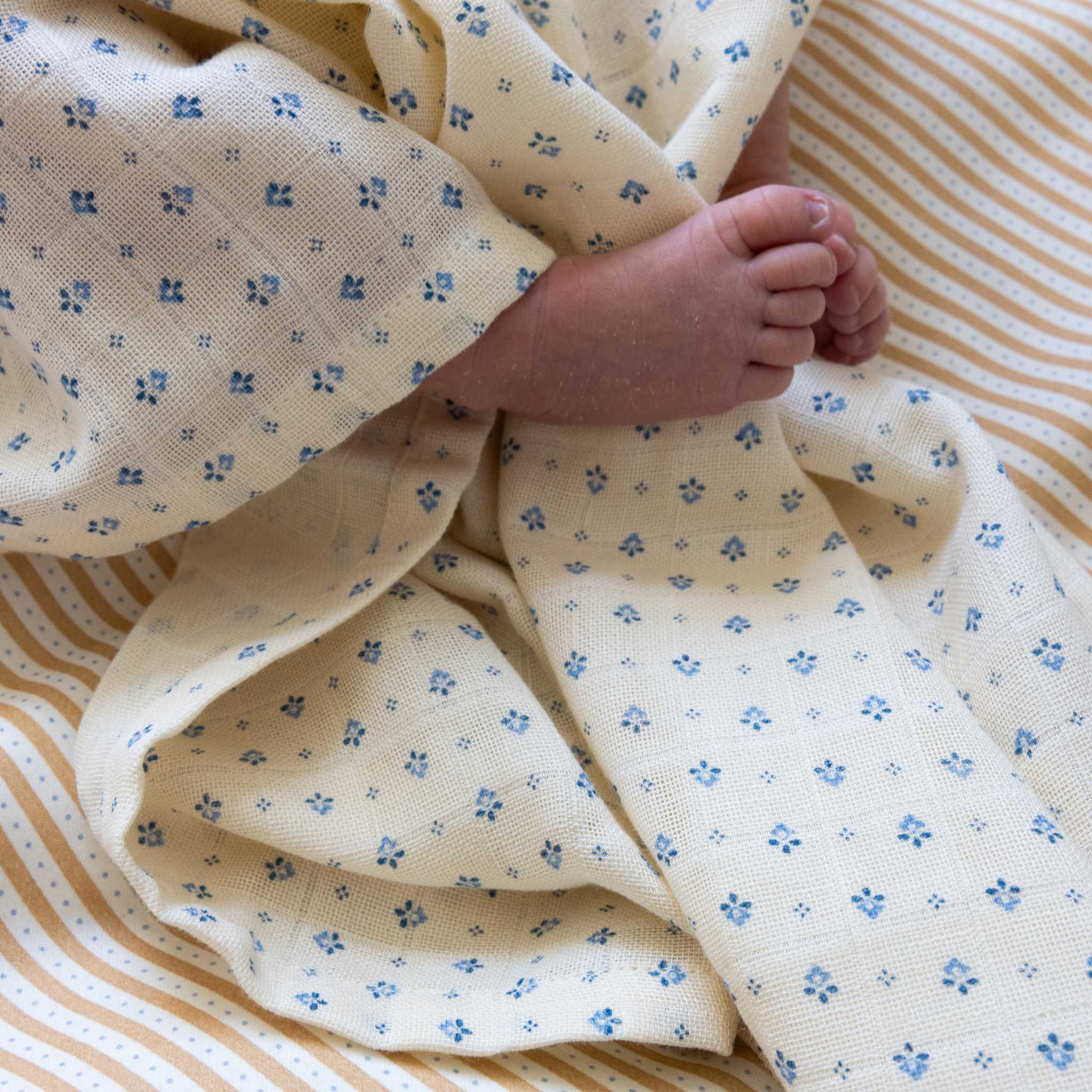 Babies Feet In Cam Cam Capri Muslin Cloths 