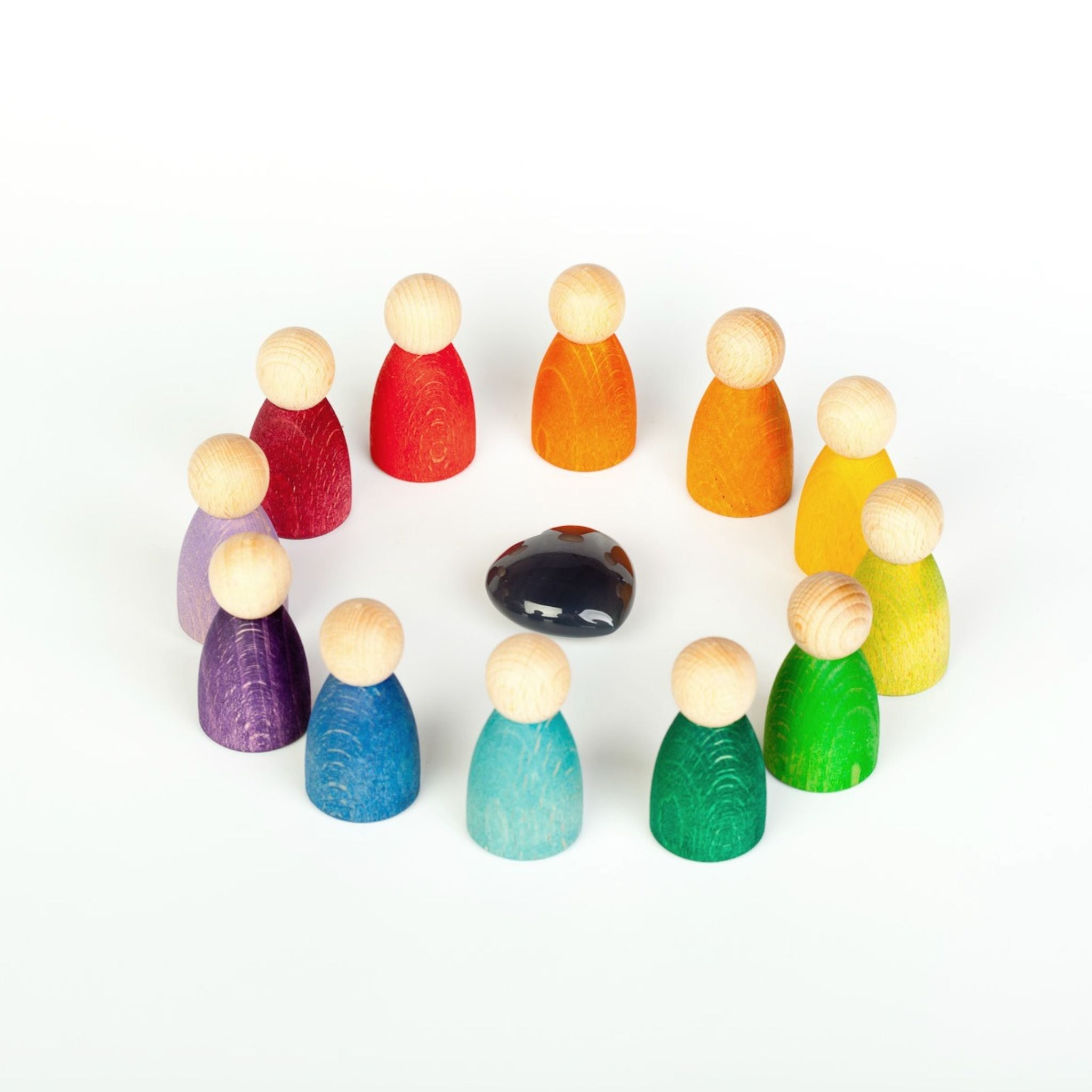 Grapat 12 Nins, Peg Dolls In a Circle