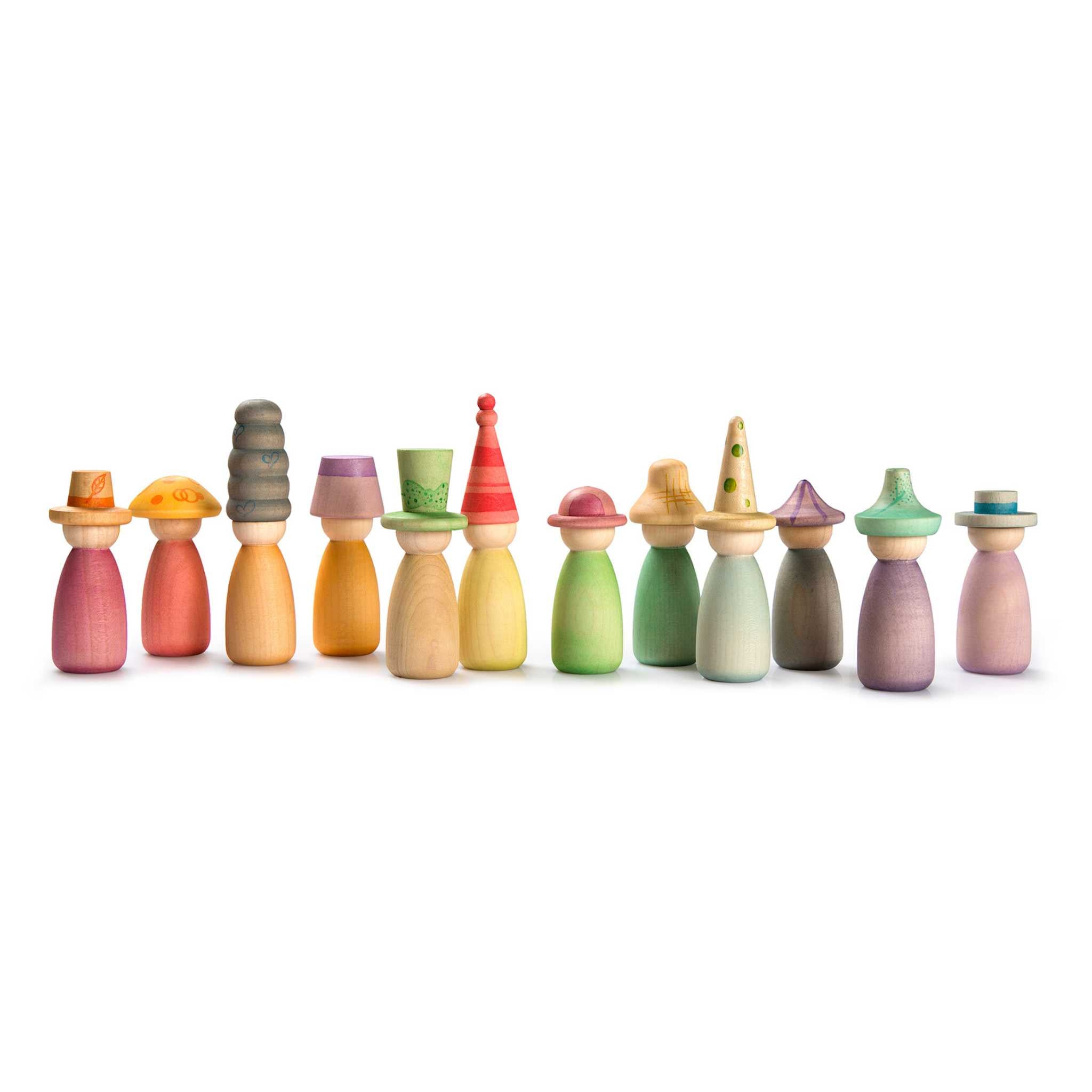 Grapat Fancy Nins, Wooden Figures