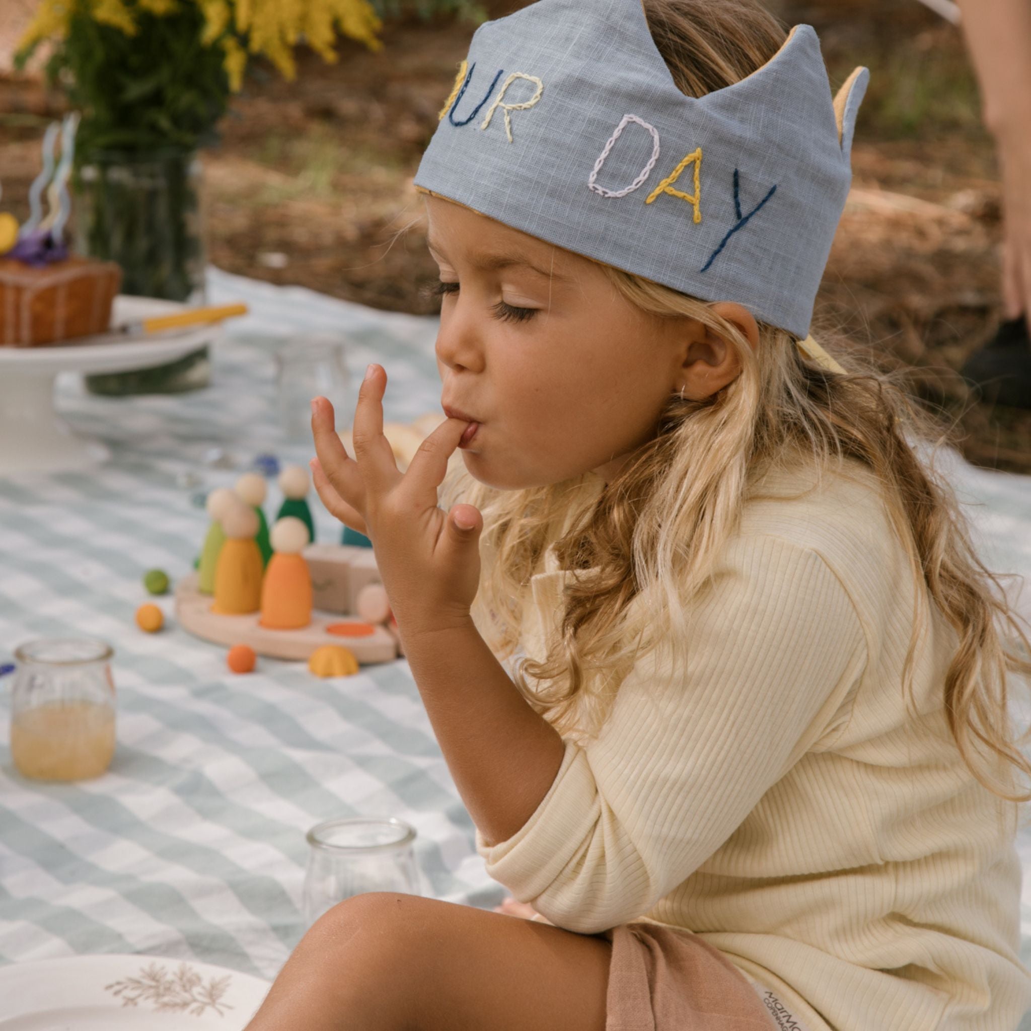 Grapat Your Day - Girl In Crown