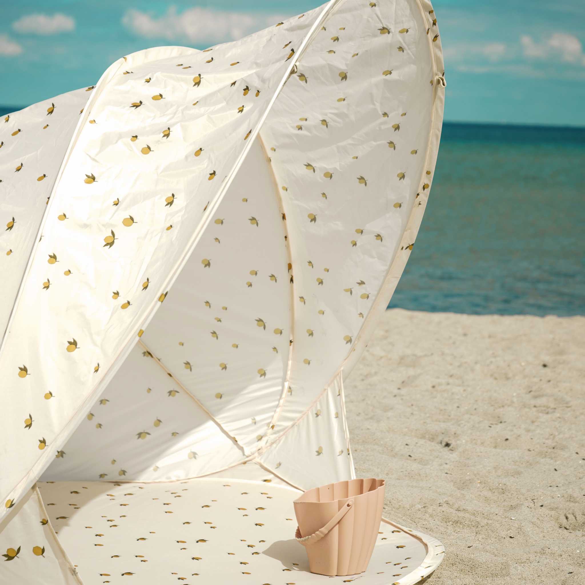 Konges Slojd Pop Up Beach Tent  - Lemon (UV50+)