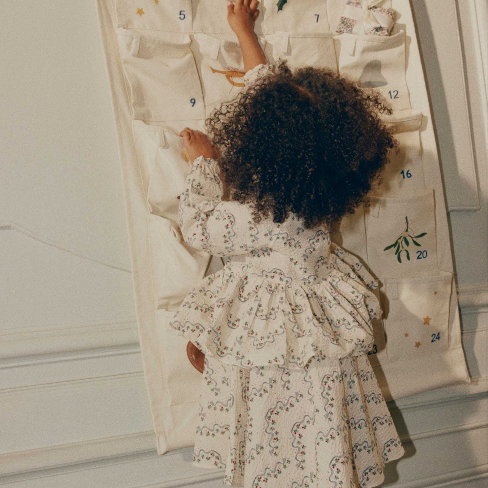 Little Girl With Konges Slojd Noel Christmas Advent Calendar 