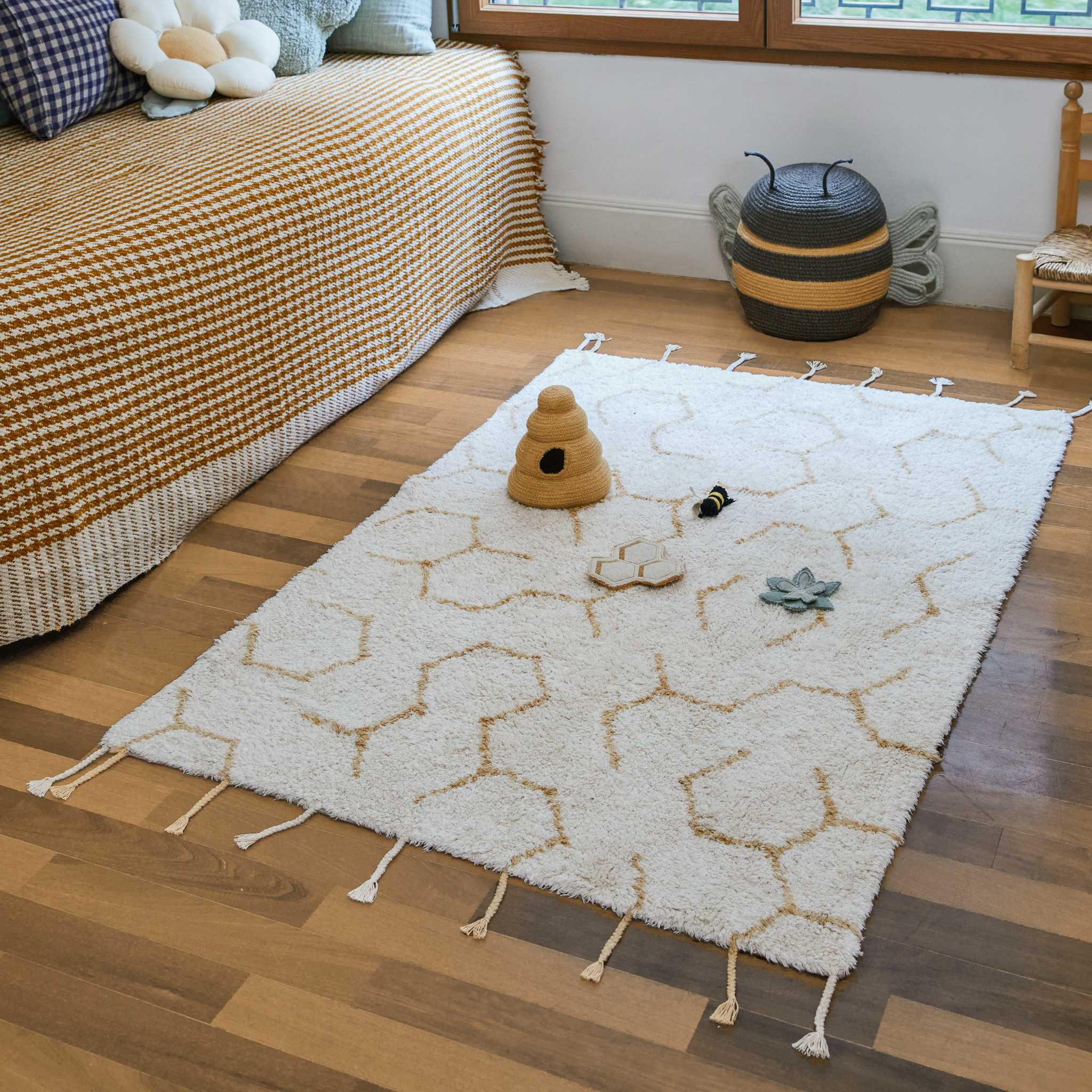 Lorena Canals Washable Rug Pollination In Kids Room