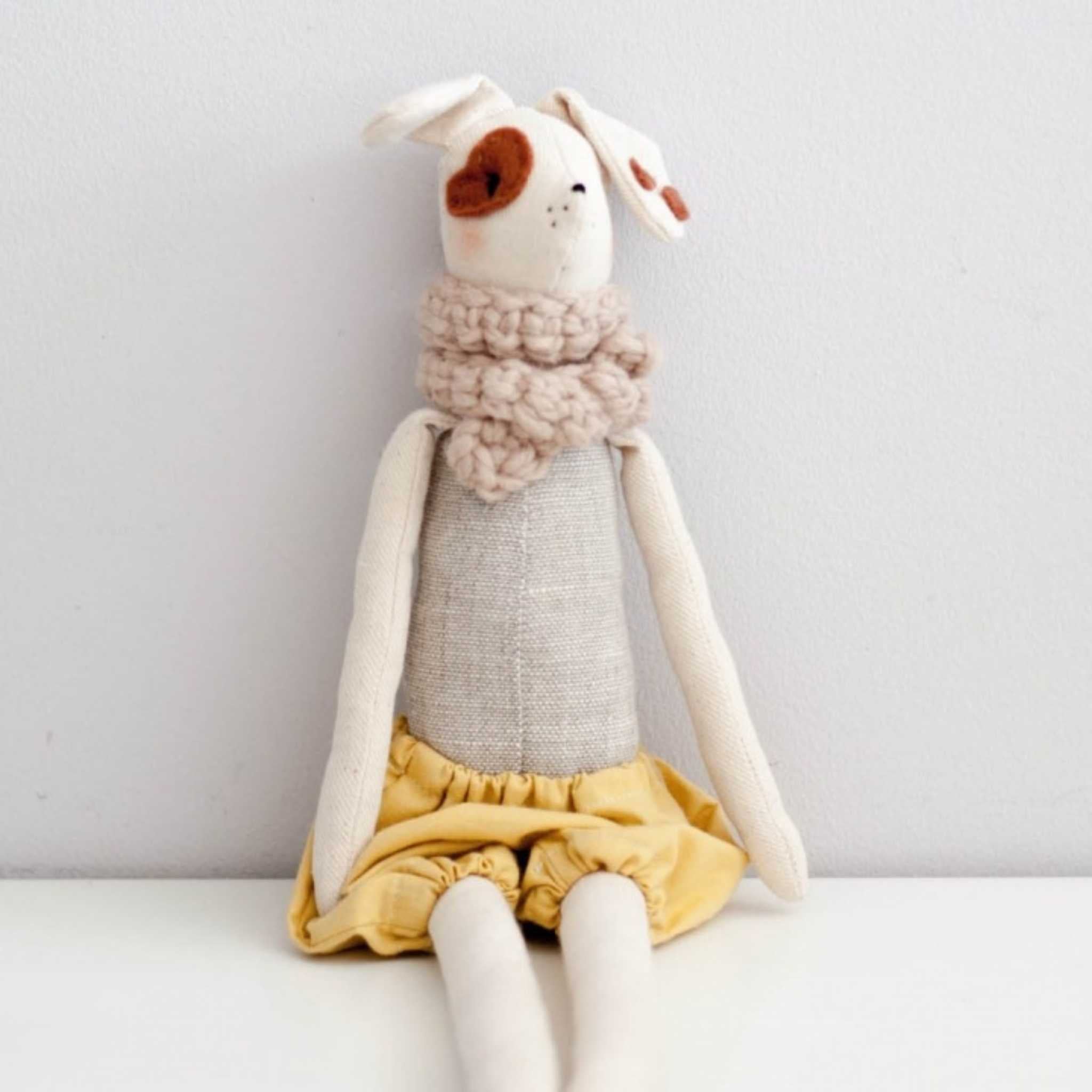 Mari Dolls Sitting Close Up
