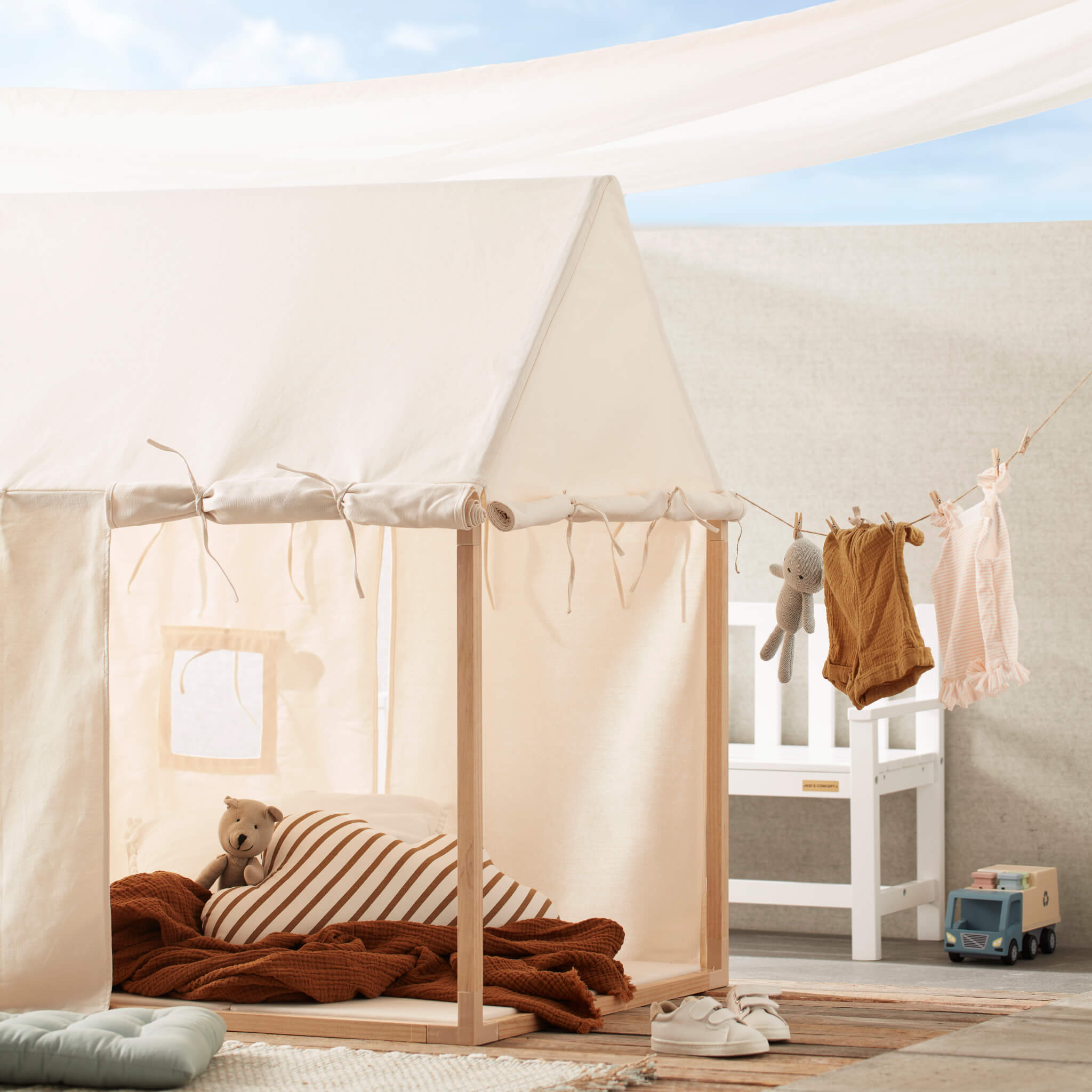 Kids Concept Playhouse Tent