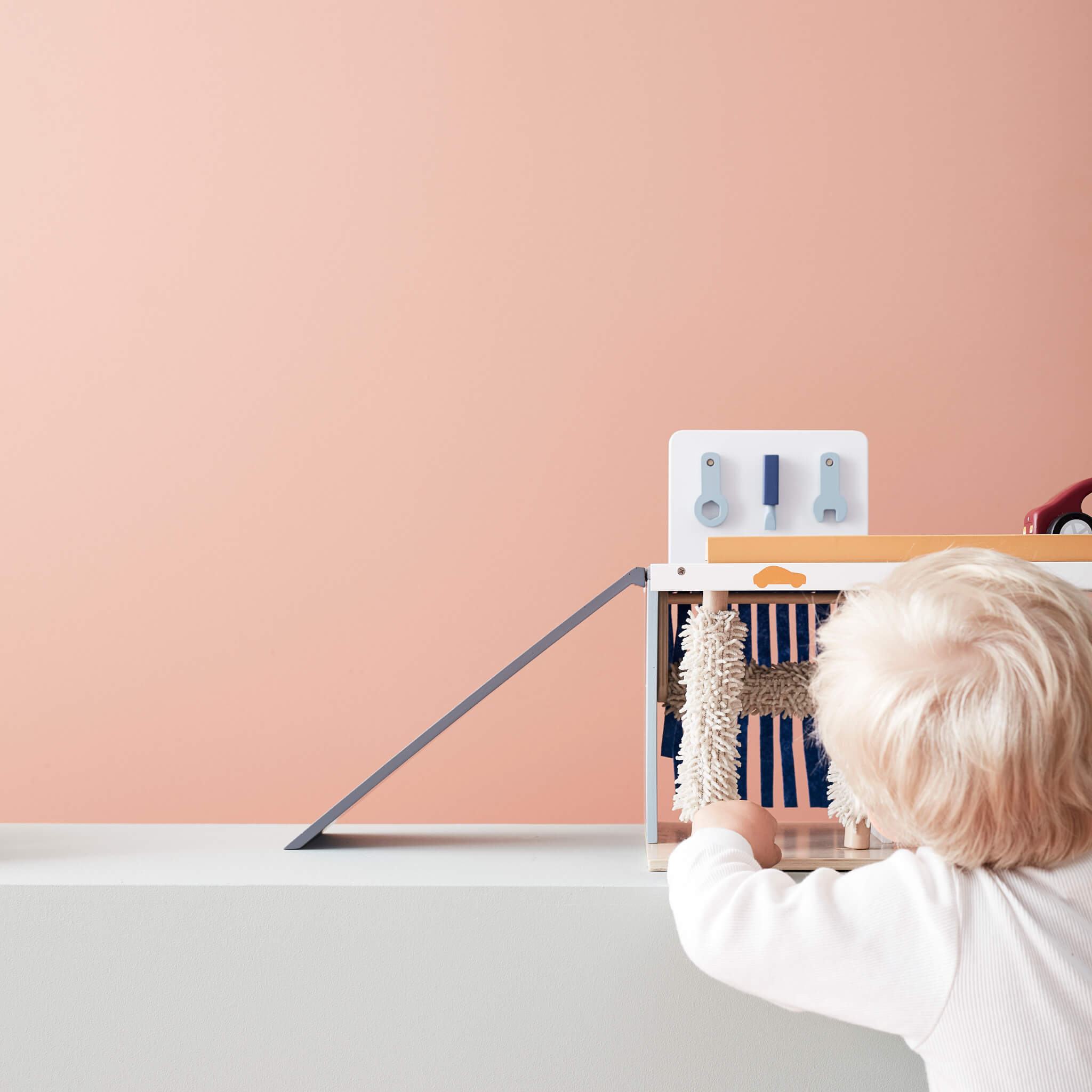Kids Concept Car Service Centre