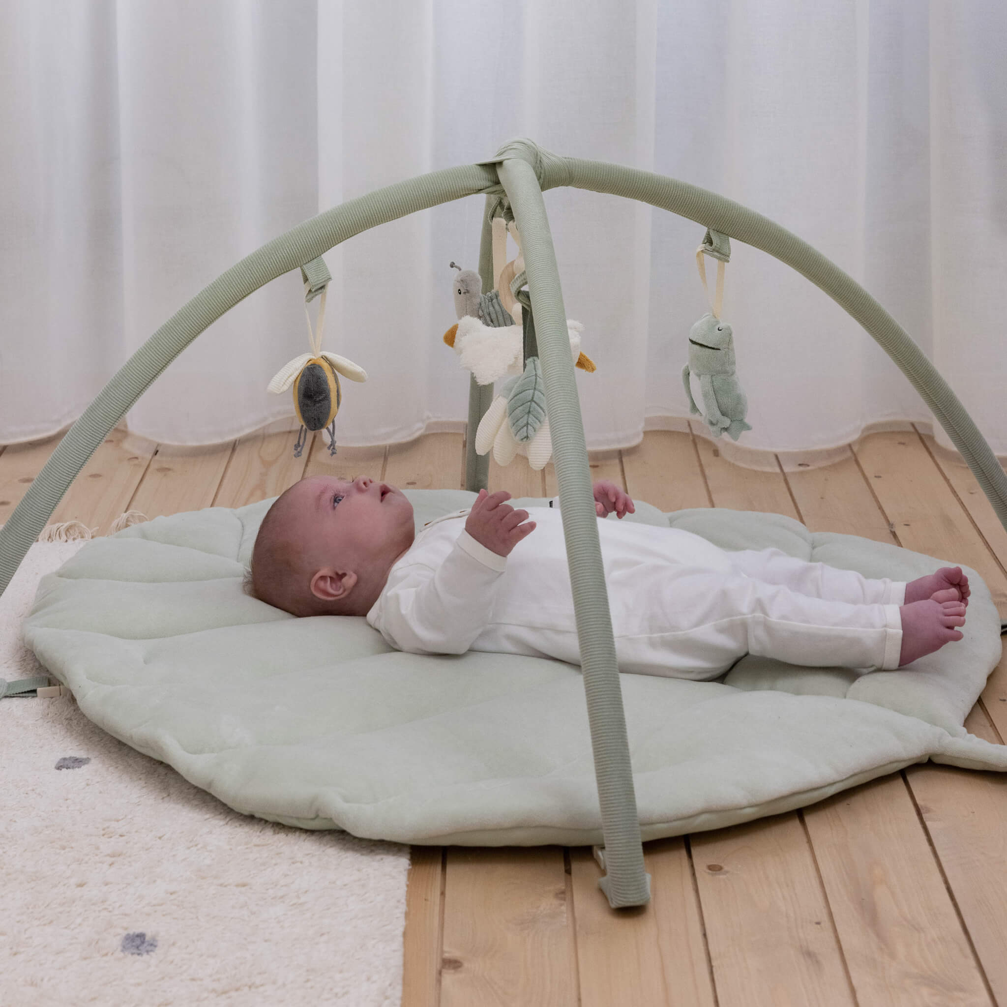 Baby Playing under Little Activity Play Mat Arch - Little Goose