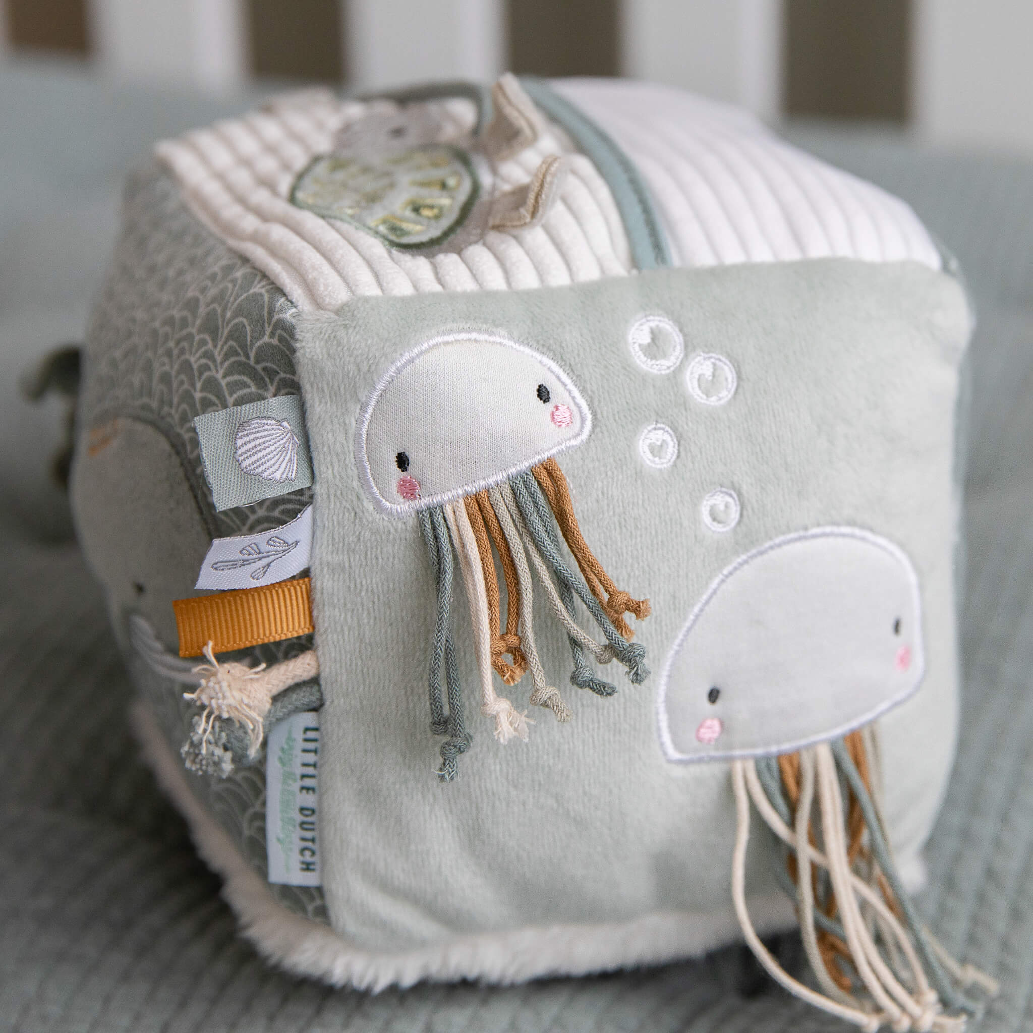 Soft Activity Cube - Mint