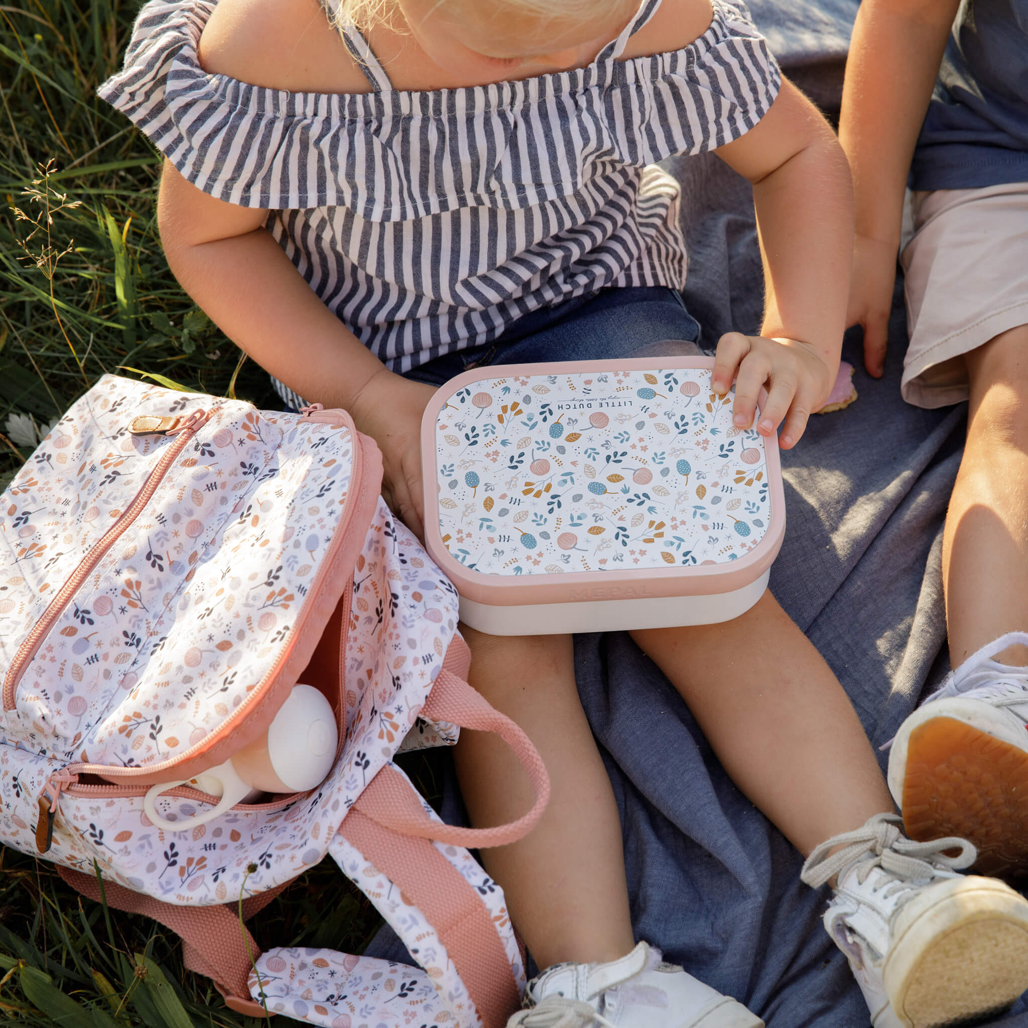 Girl with Little Dutch Lunchbox with Fork in Spring Flowers Design 