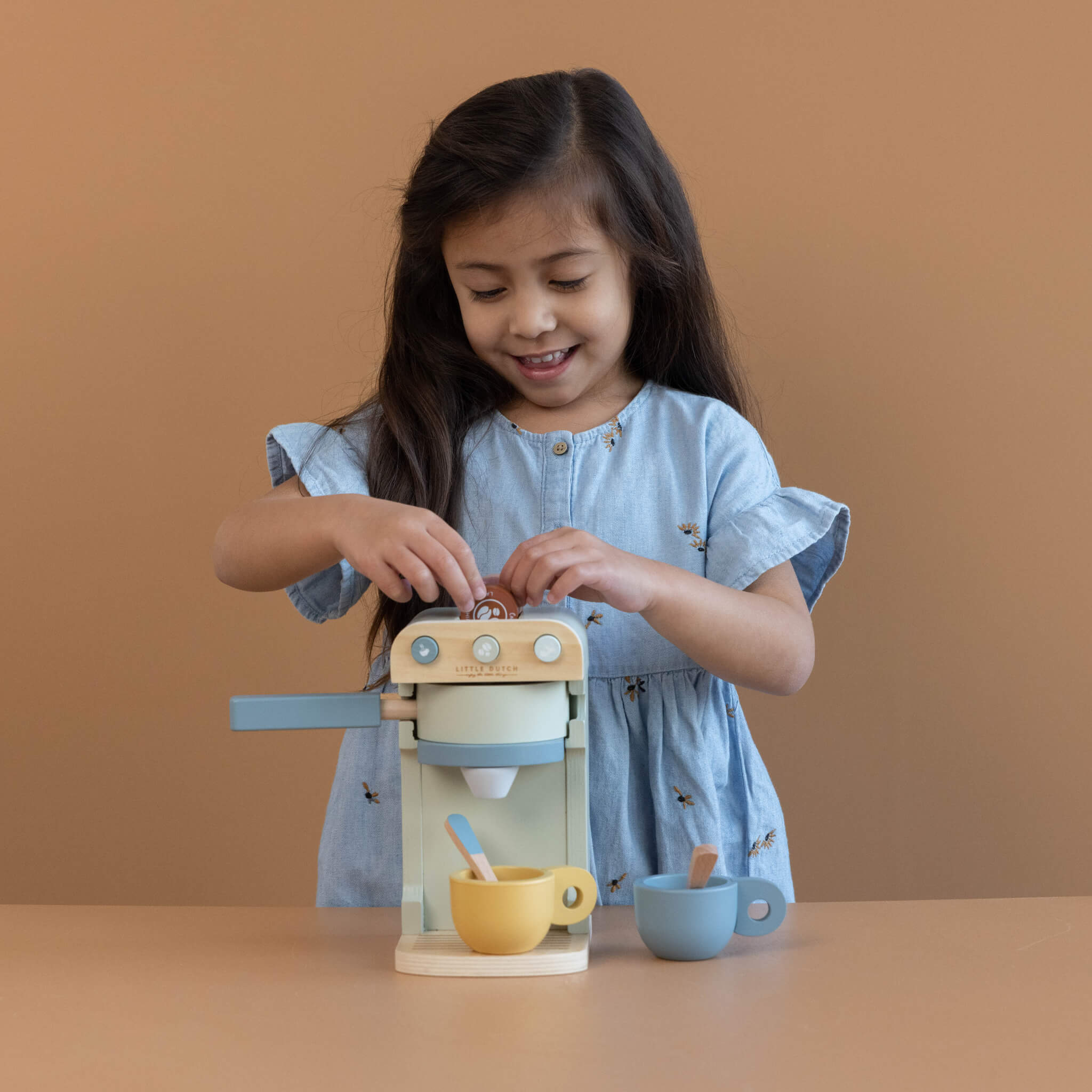Little Dutch Wooden Toy Coffee Machine