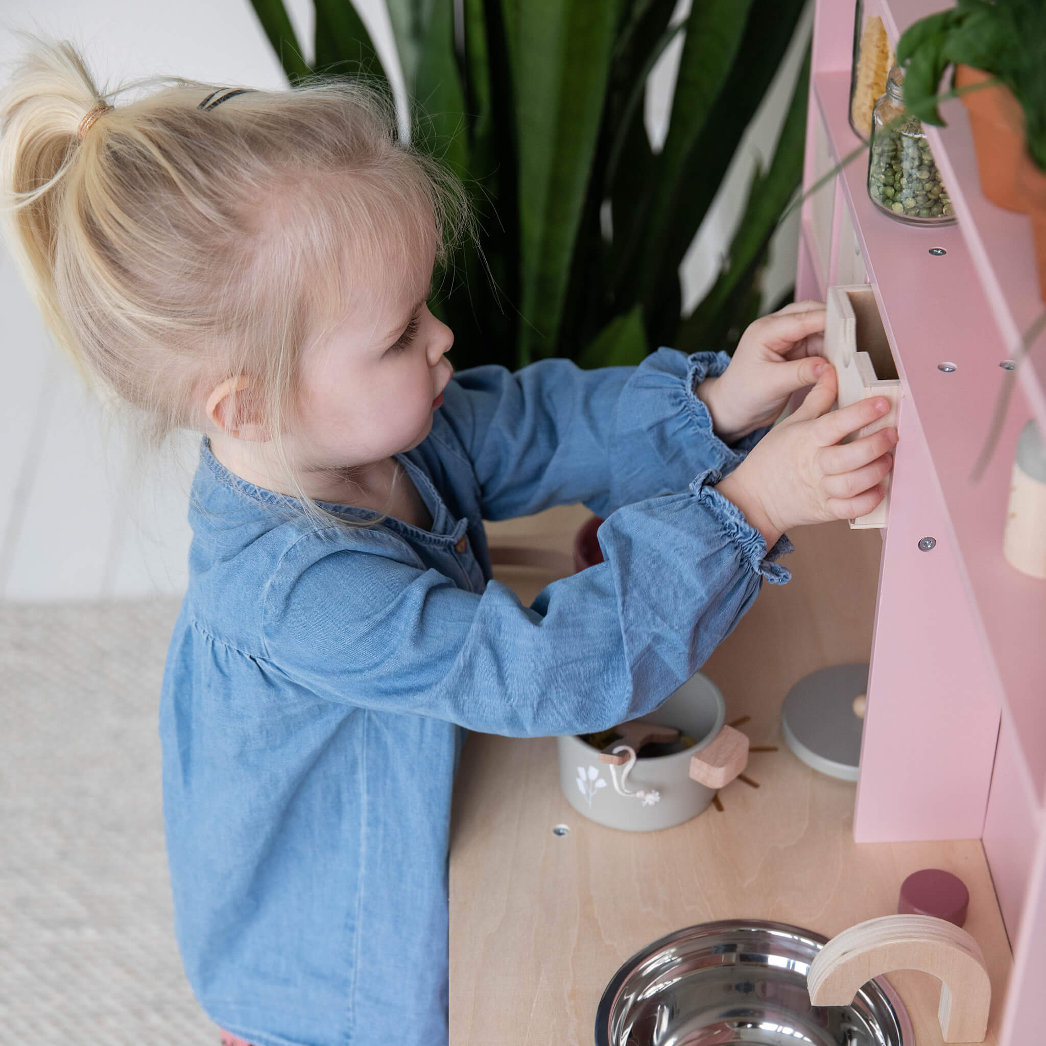 Play Kitchen - Pink